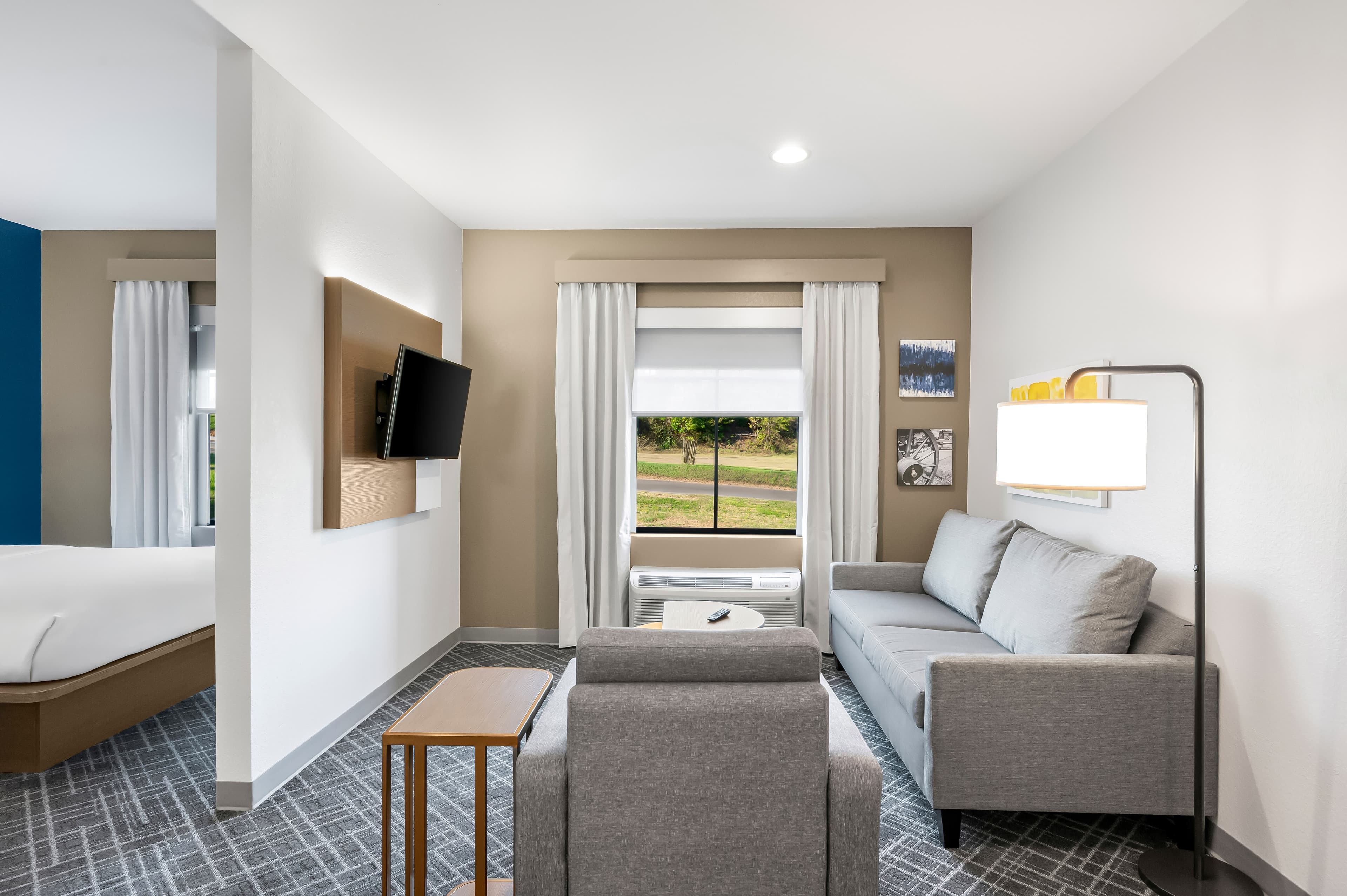 Comfort Inn & Suites Fort Smith I-540 — 28