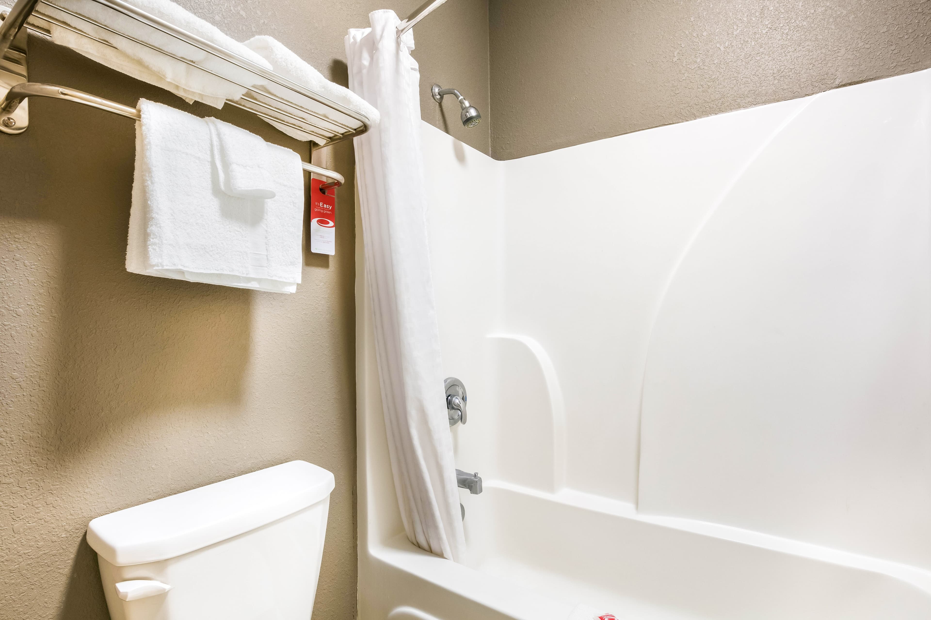 Econo Lodge Forrest City I-40 — 16