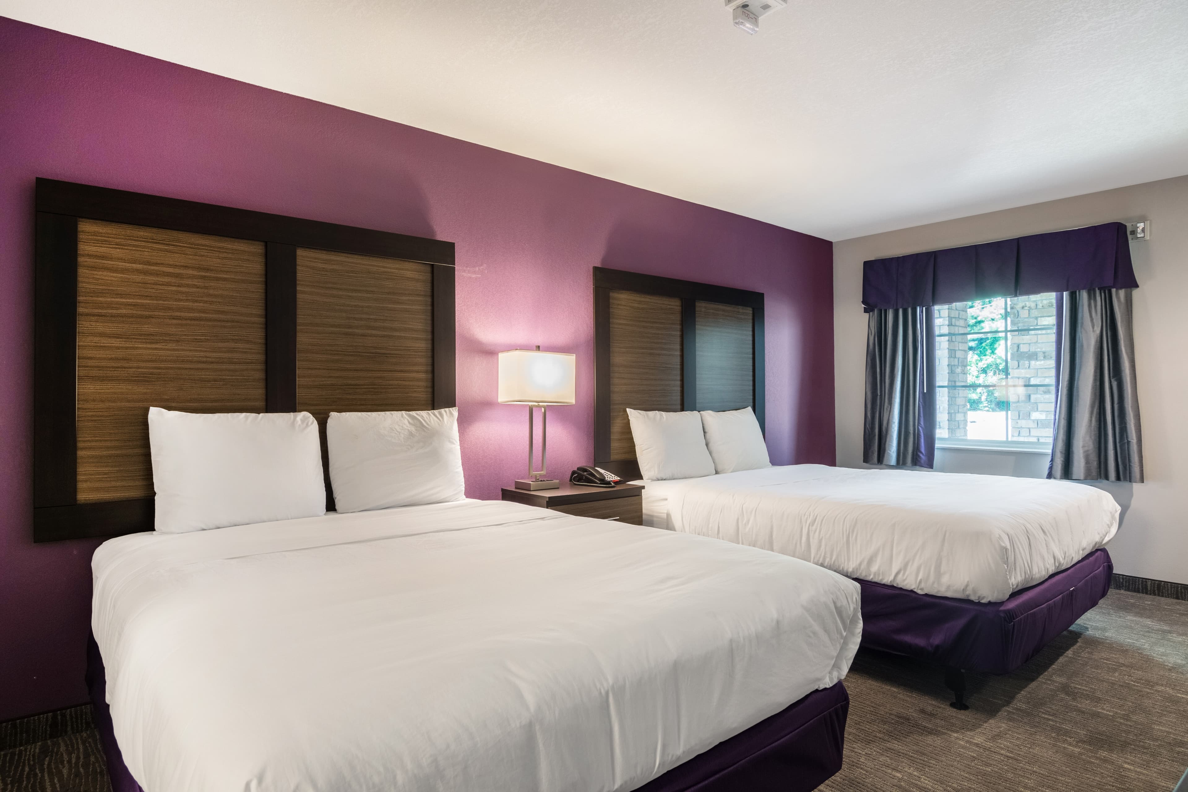 Econo Lodge Inn & Suites North Little Rock near Riverfront — 17