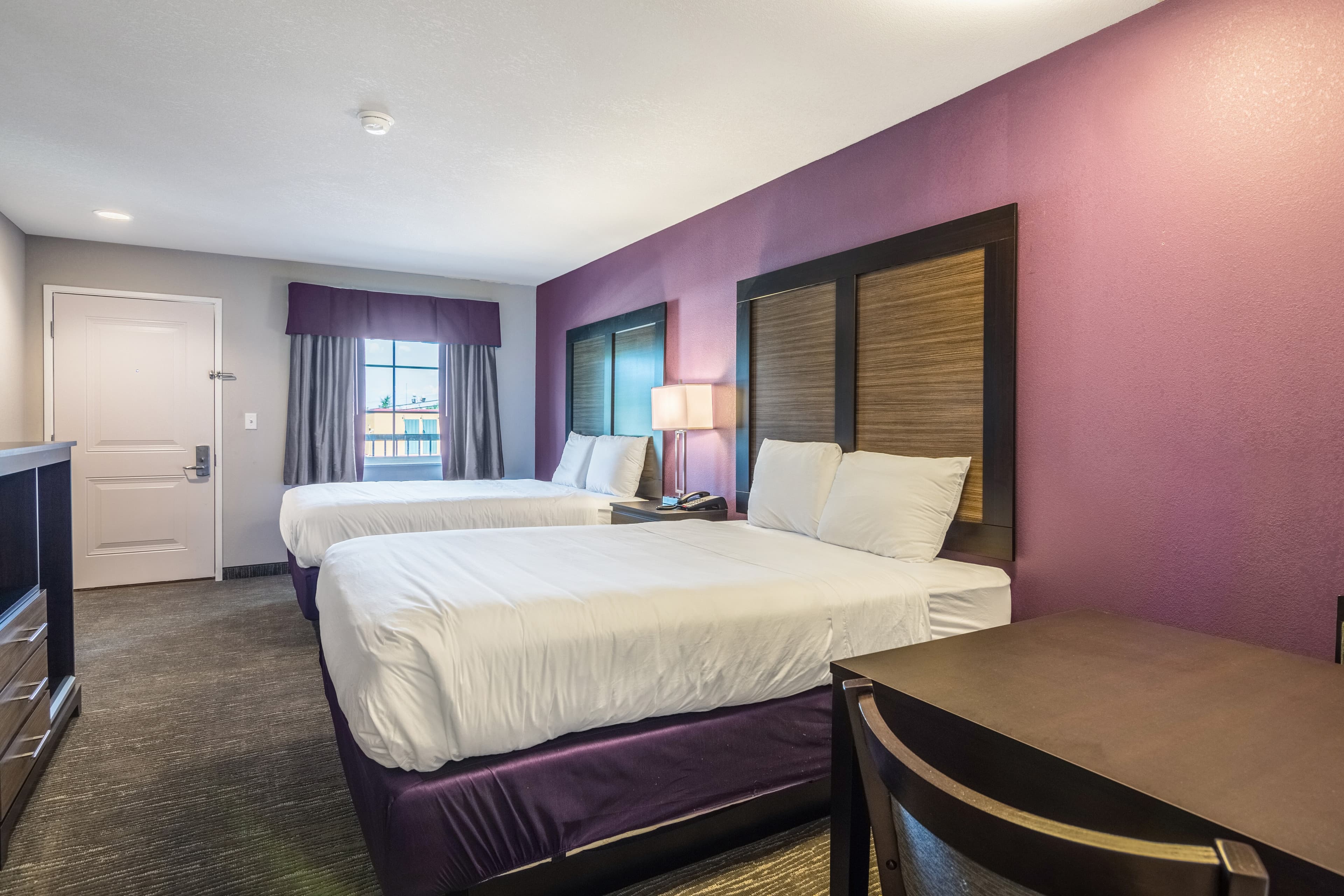 Econo Lodge Inn & Suites North Little Rock near Riverfront — 15