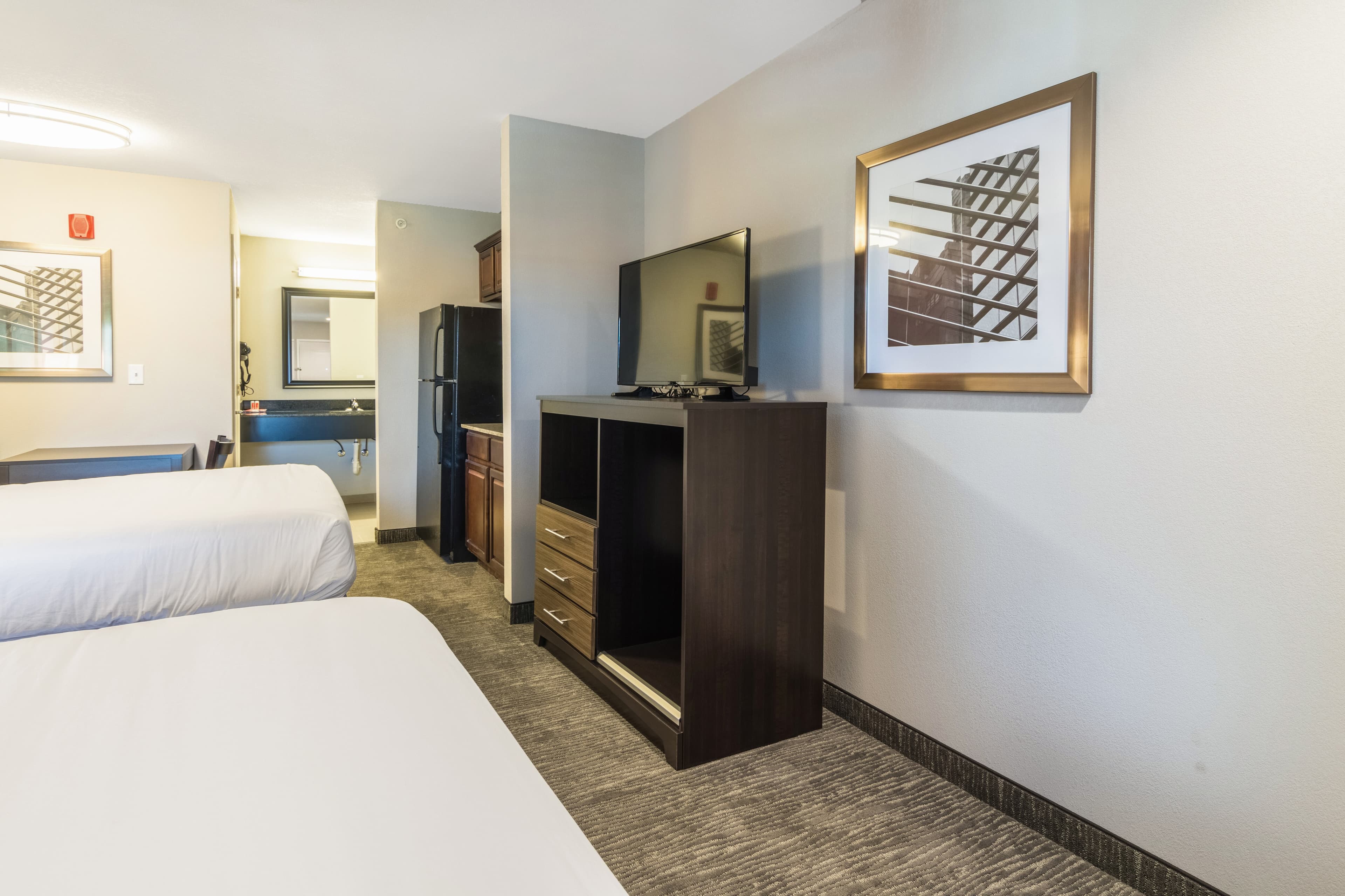 Econo Lodge Inn & Suites North Little Rock near Riverfront — 19