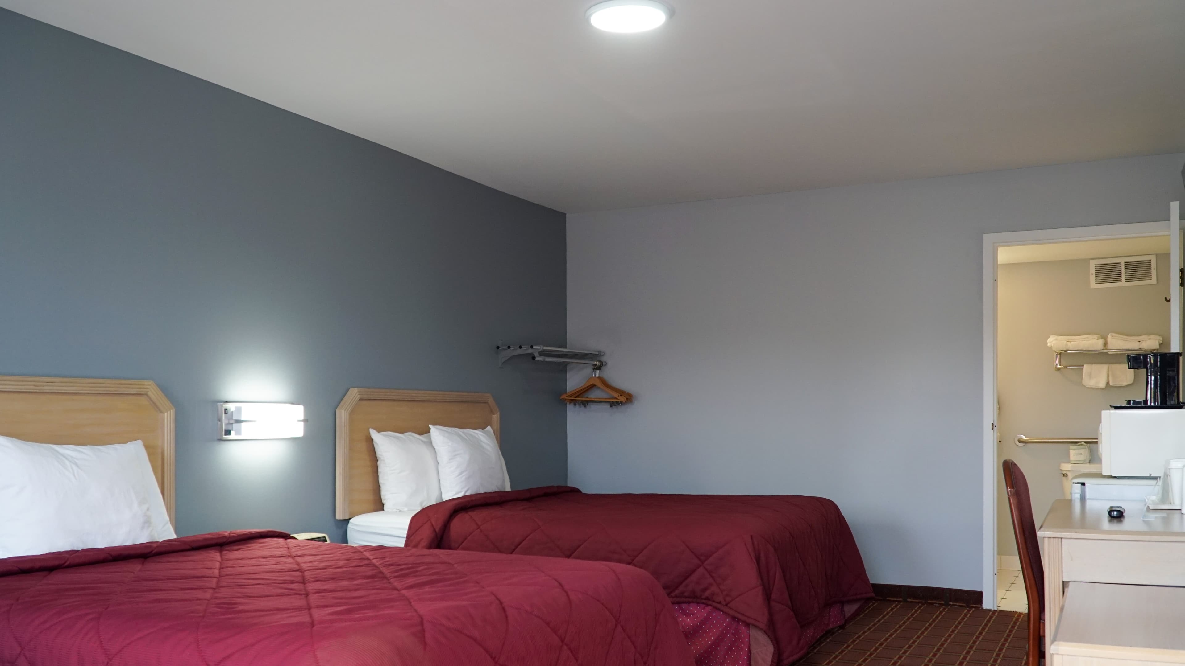 Rodeway Inn Beebe - Image 4