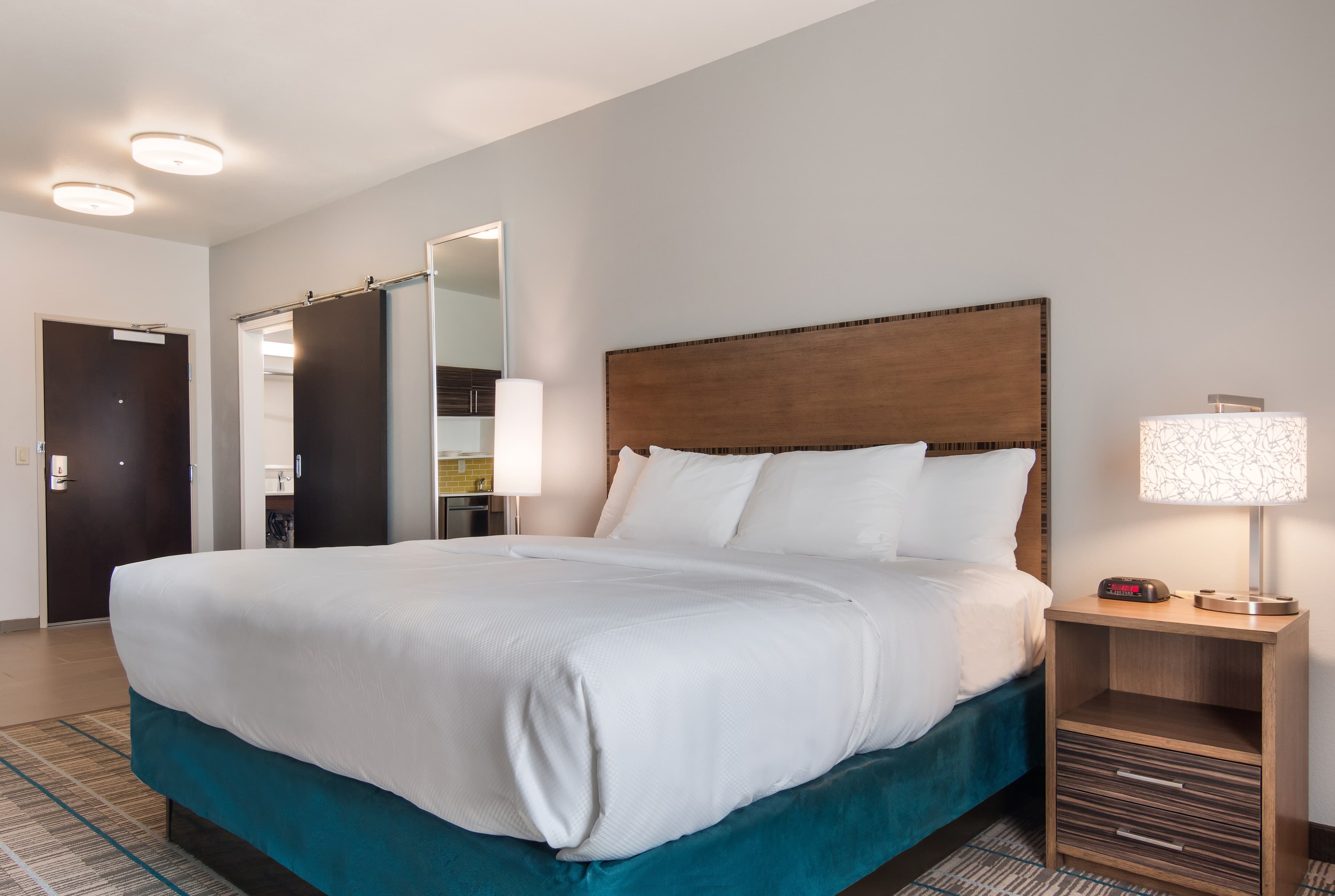 MainStay Suites East Camden - Image 3