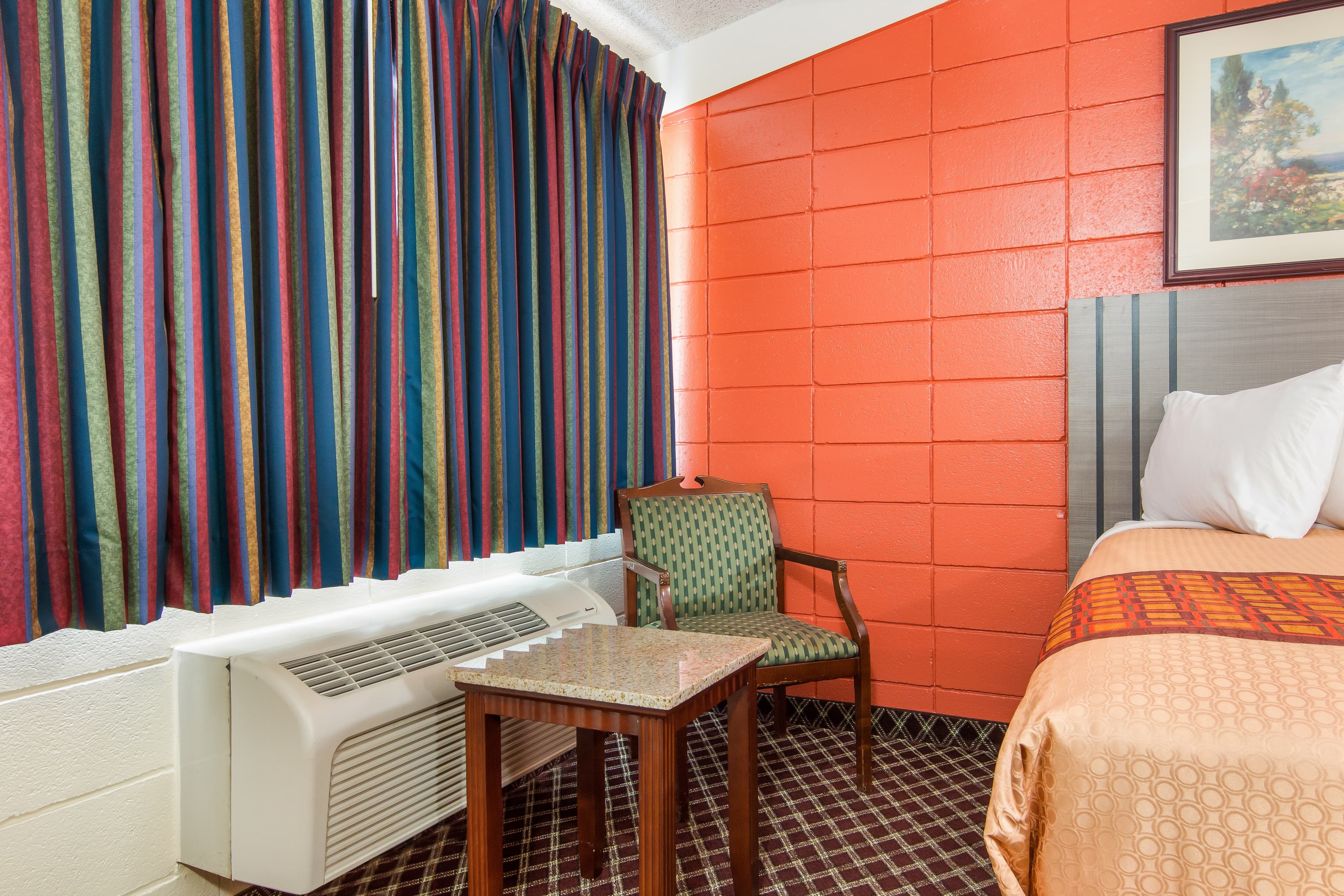 Rodeway Inn Nashville — 8