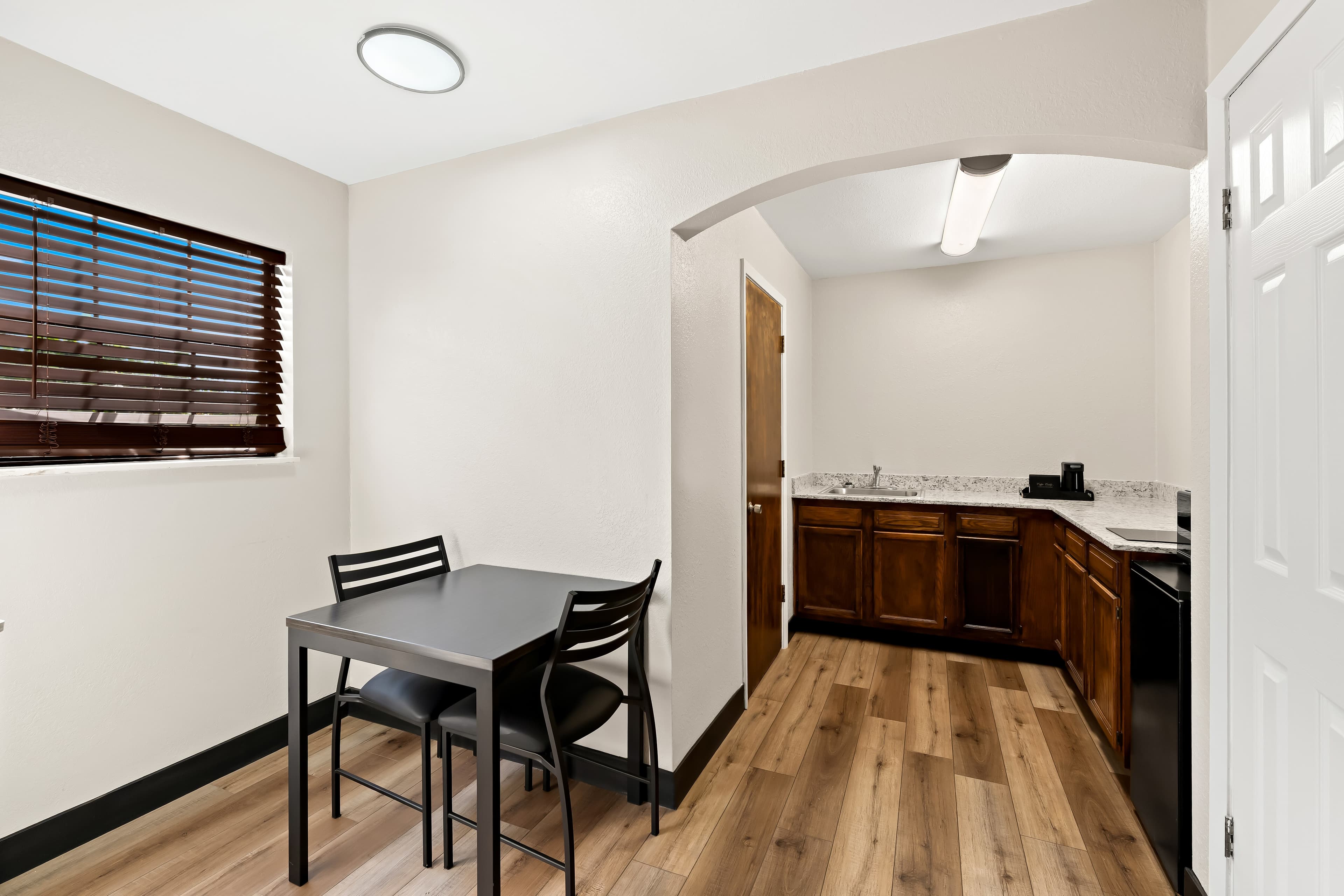 Quality Inn & Suites Dumas — 7