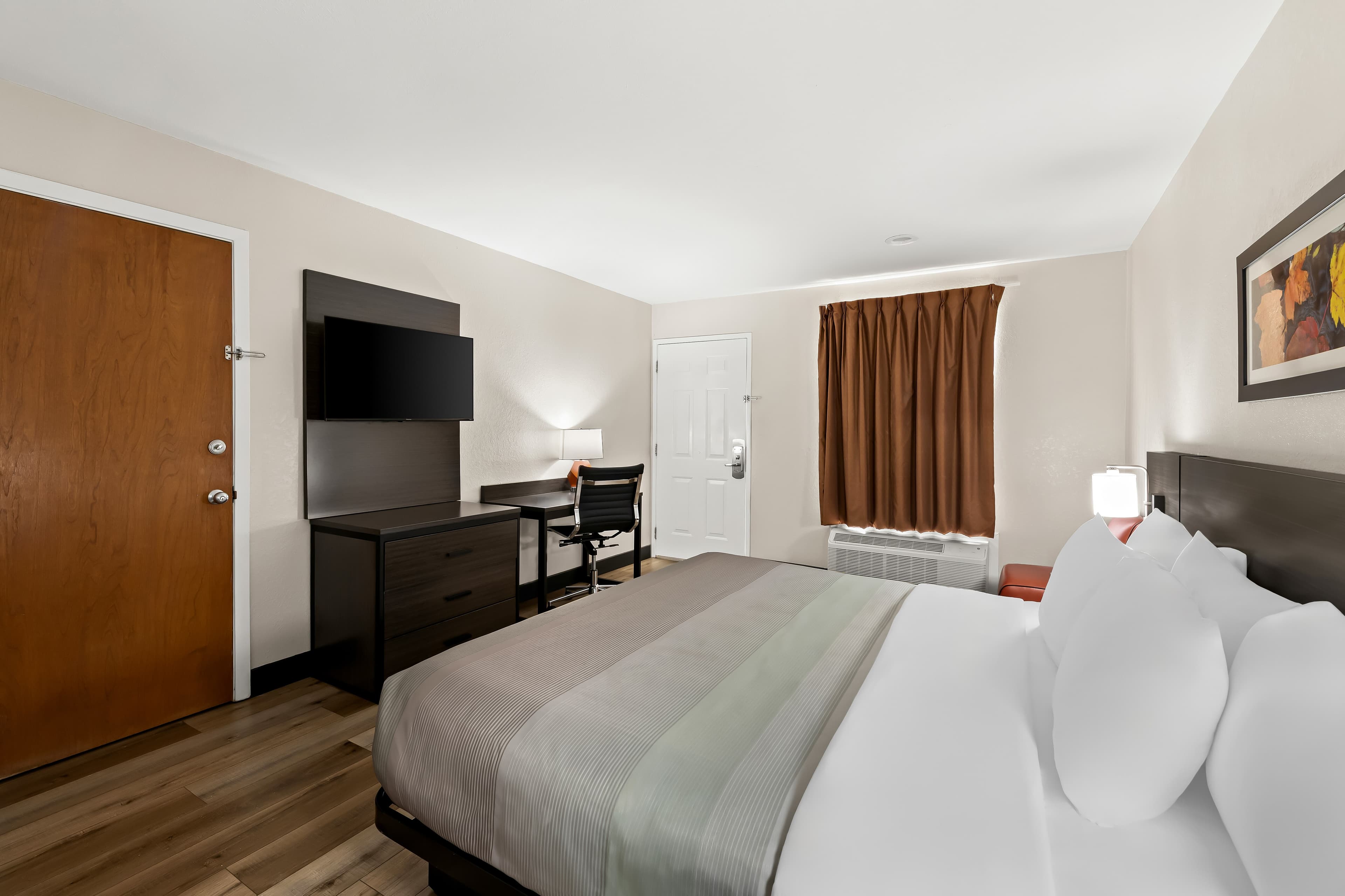 Quality Inn & Suites Dumas — 12