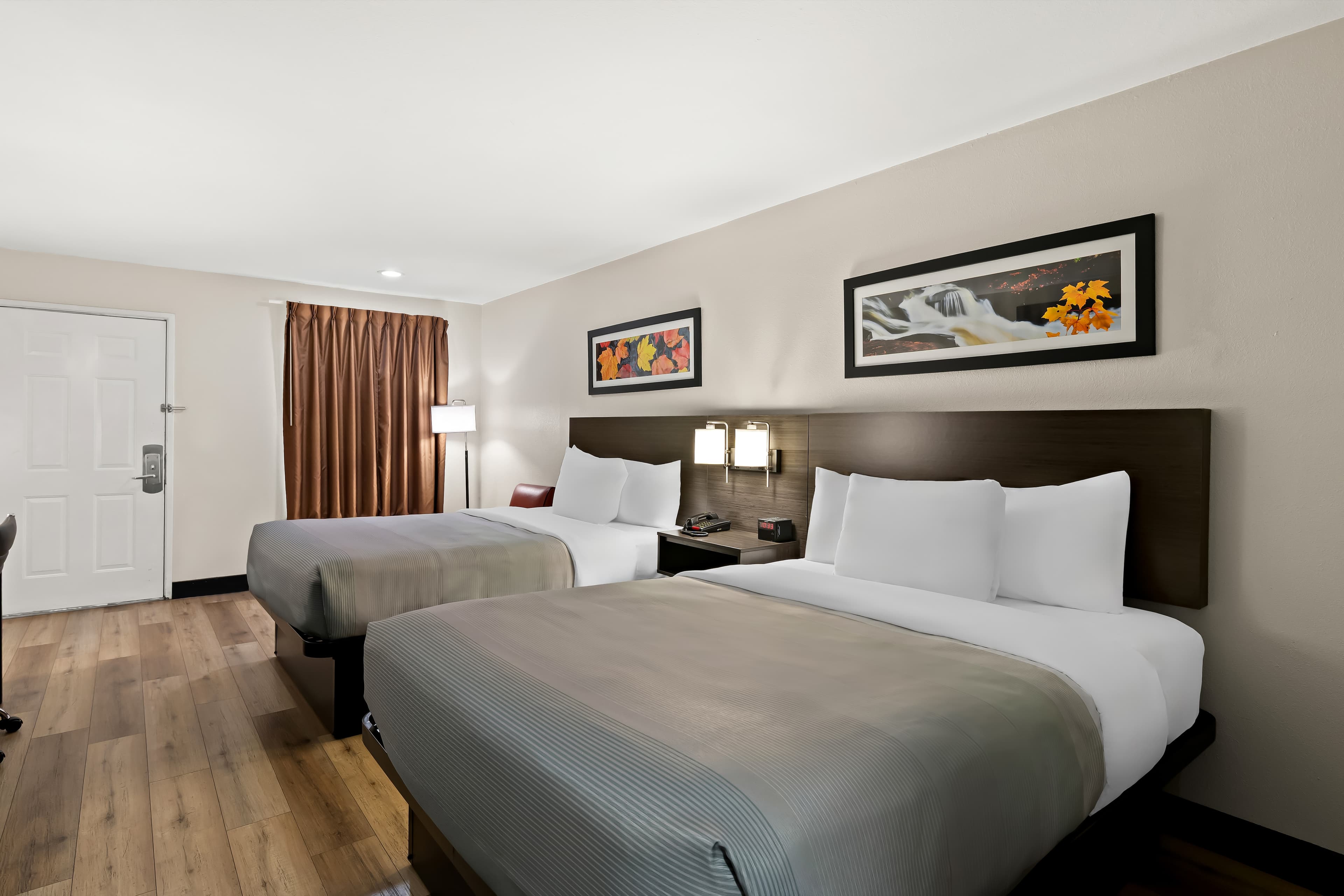 Quality Inn & Suites Dumas - Image 3