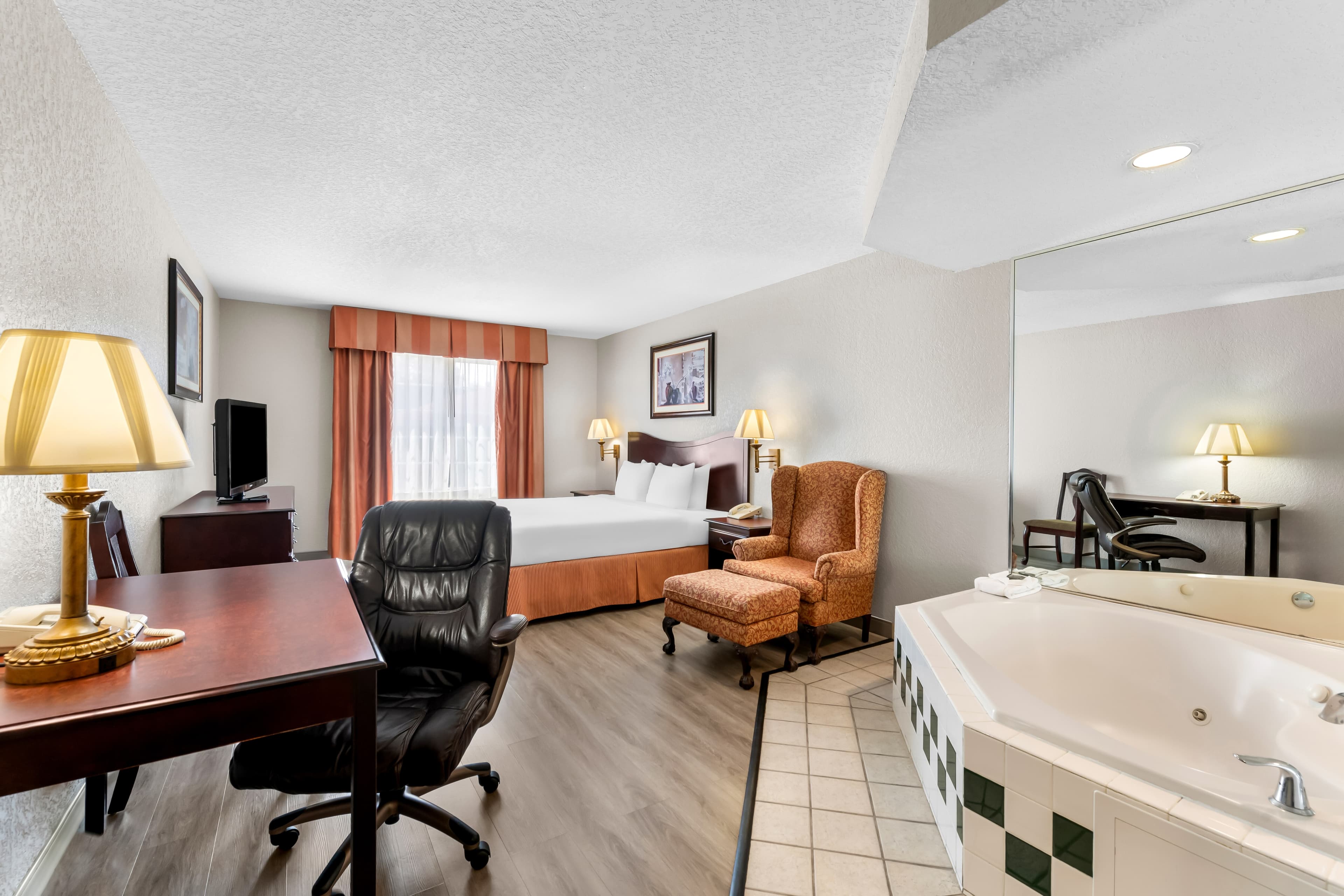 Country Inn & Suites by Radisson, Hot Springs, AR — 10