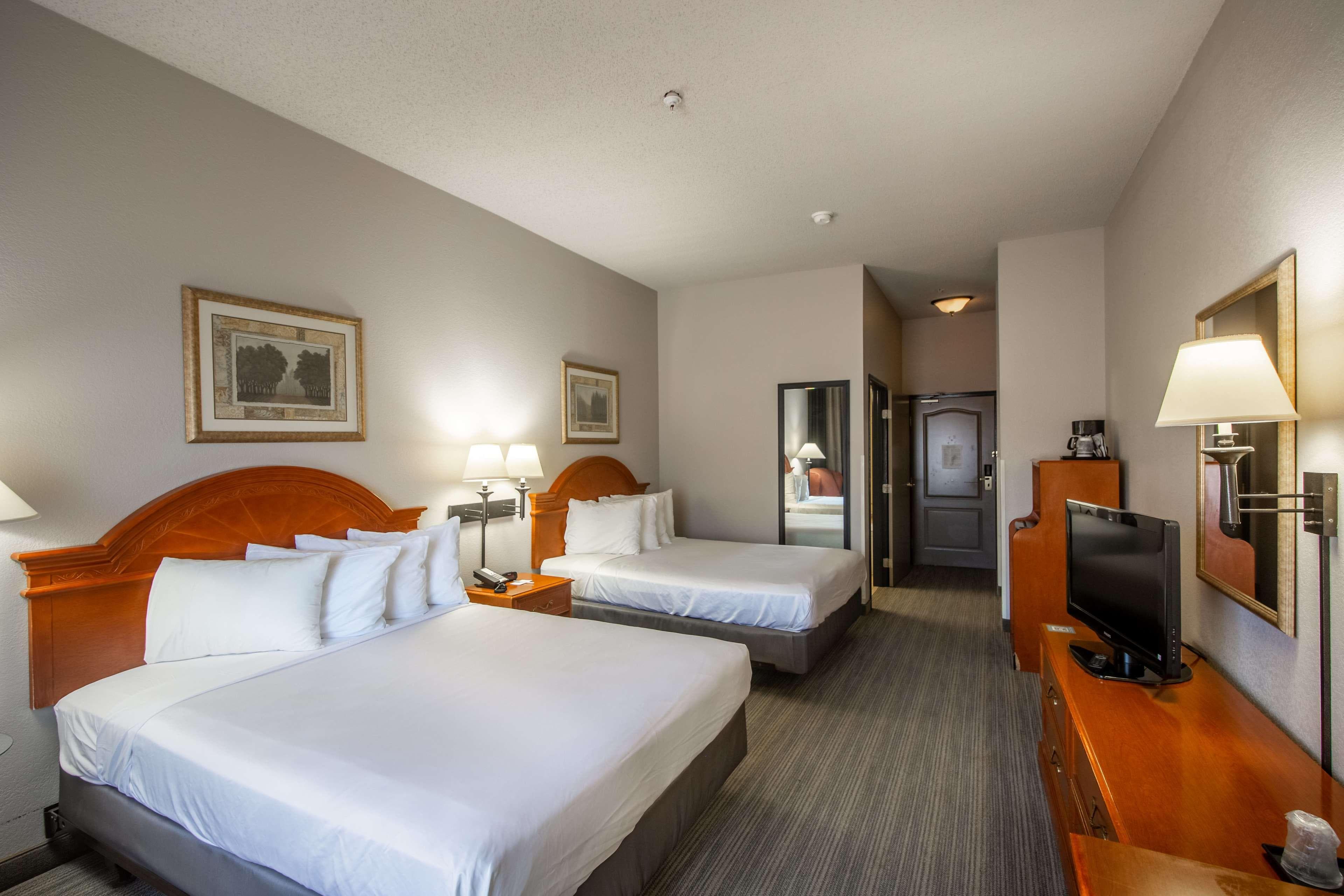 Country Inn & Suites by Radisson, El Dorado, AR — 6