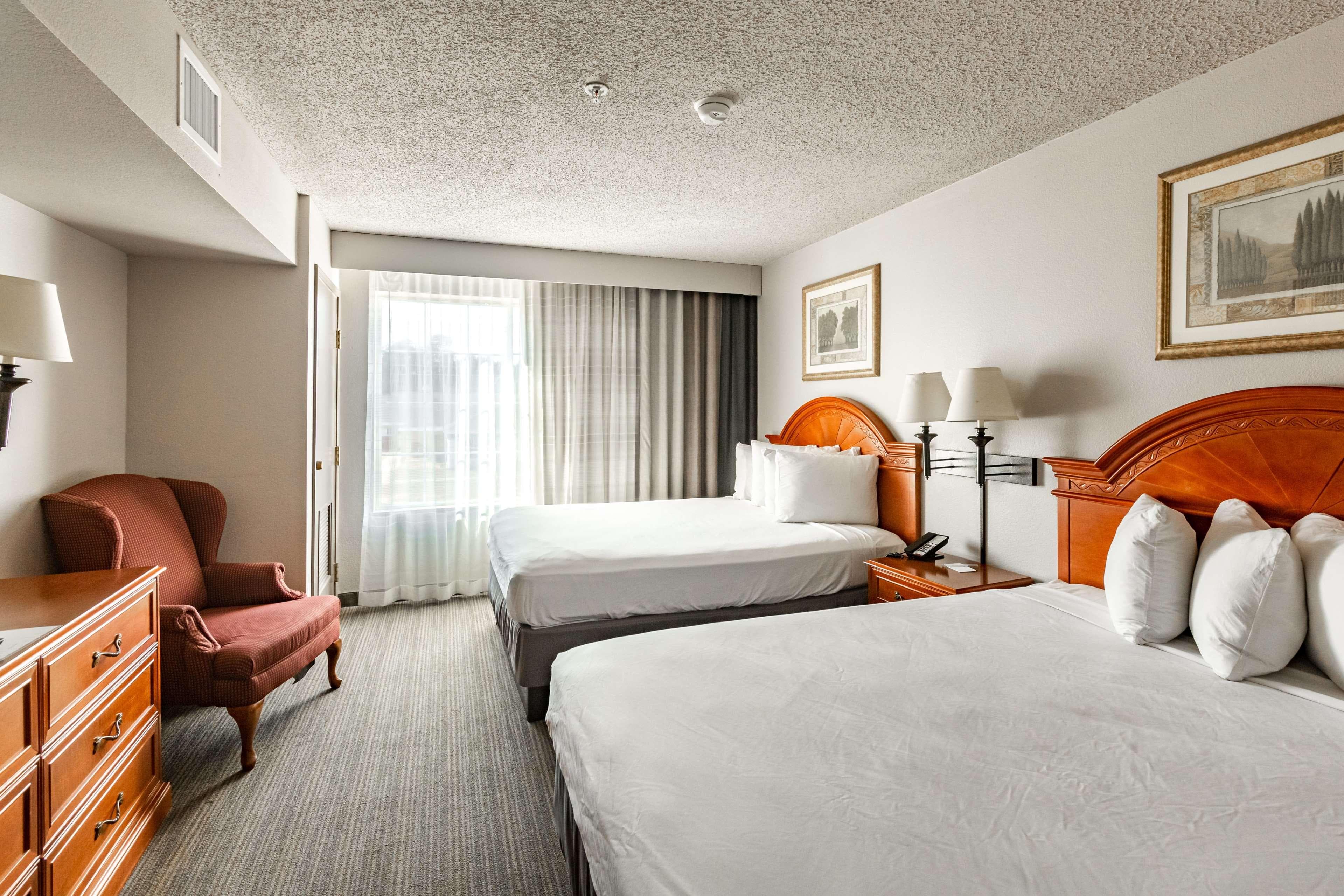 Country Inn & Suites by Radisson, El Dorado, AR — 10