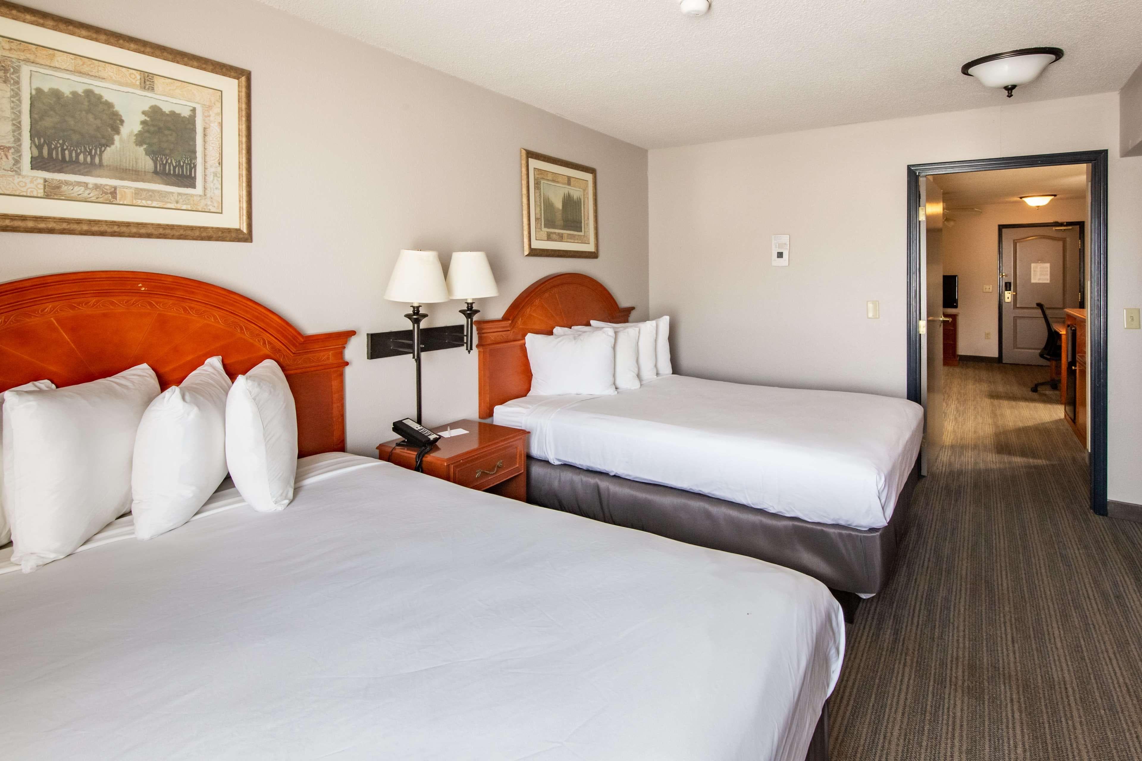 Country Inn & Suites by Radisson, El Dorado, AR — 11