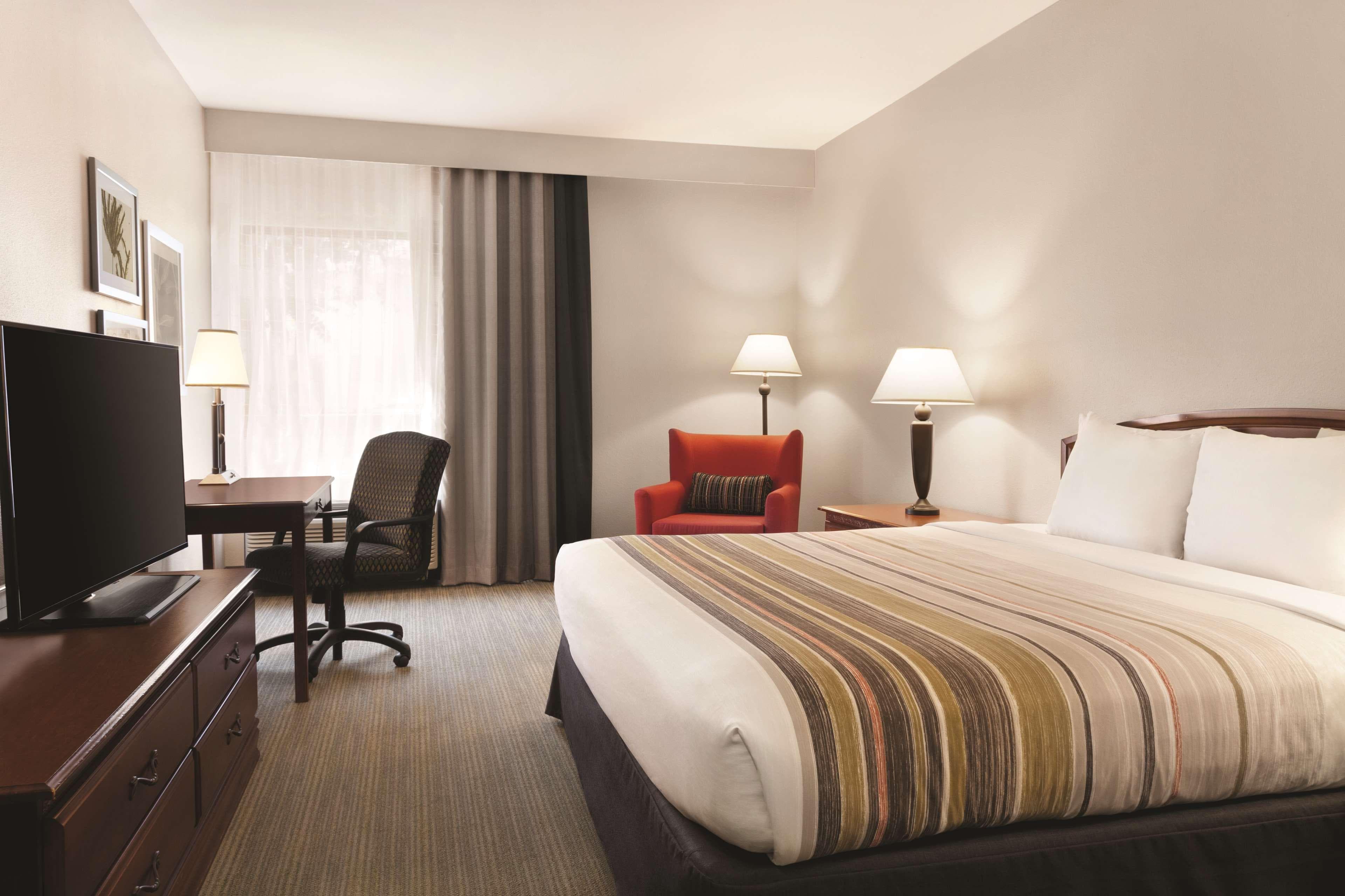 Country Inn & Suites by Radisson, Bryant (Little Rock), AR — 2
