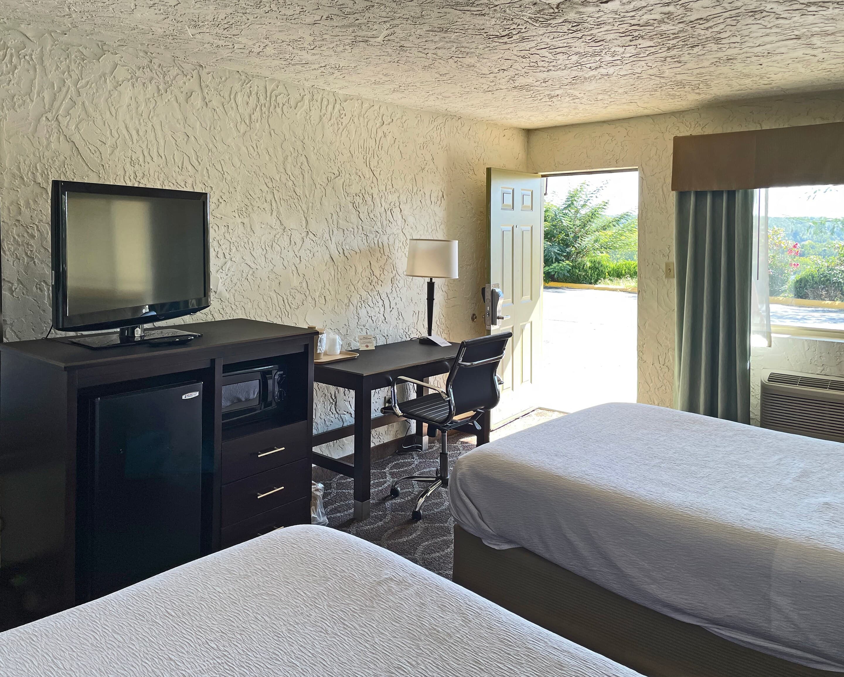 Quality Inn Clinton North — 6