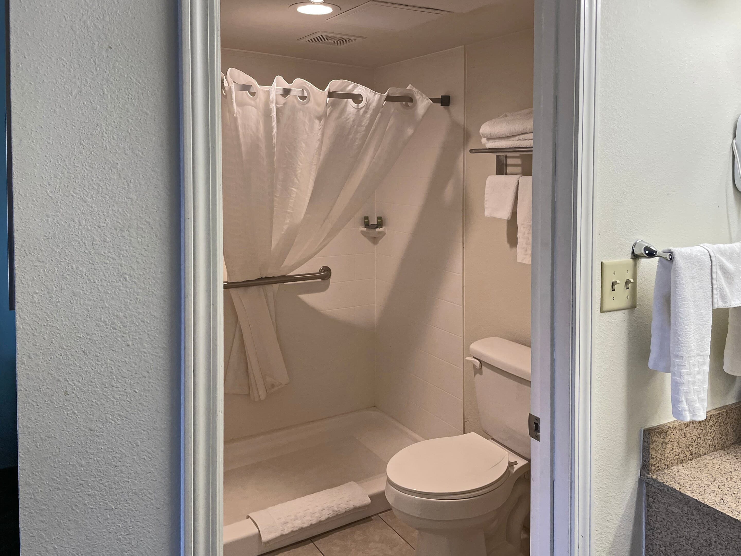 Quality Inn Clinton North — 11