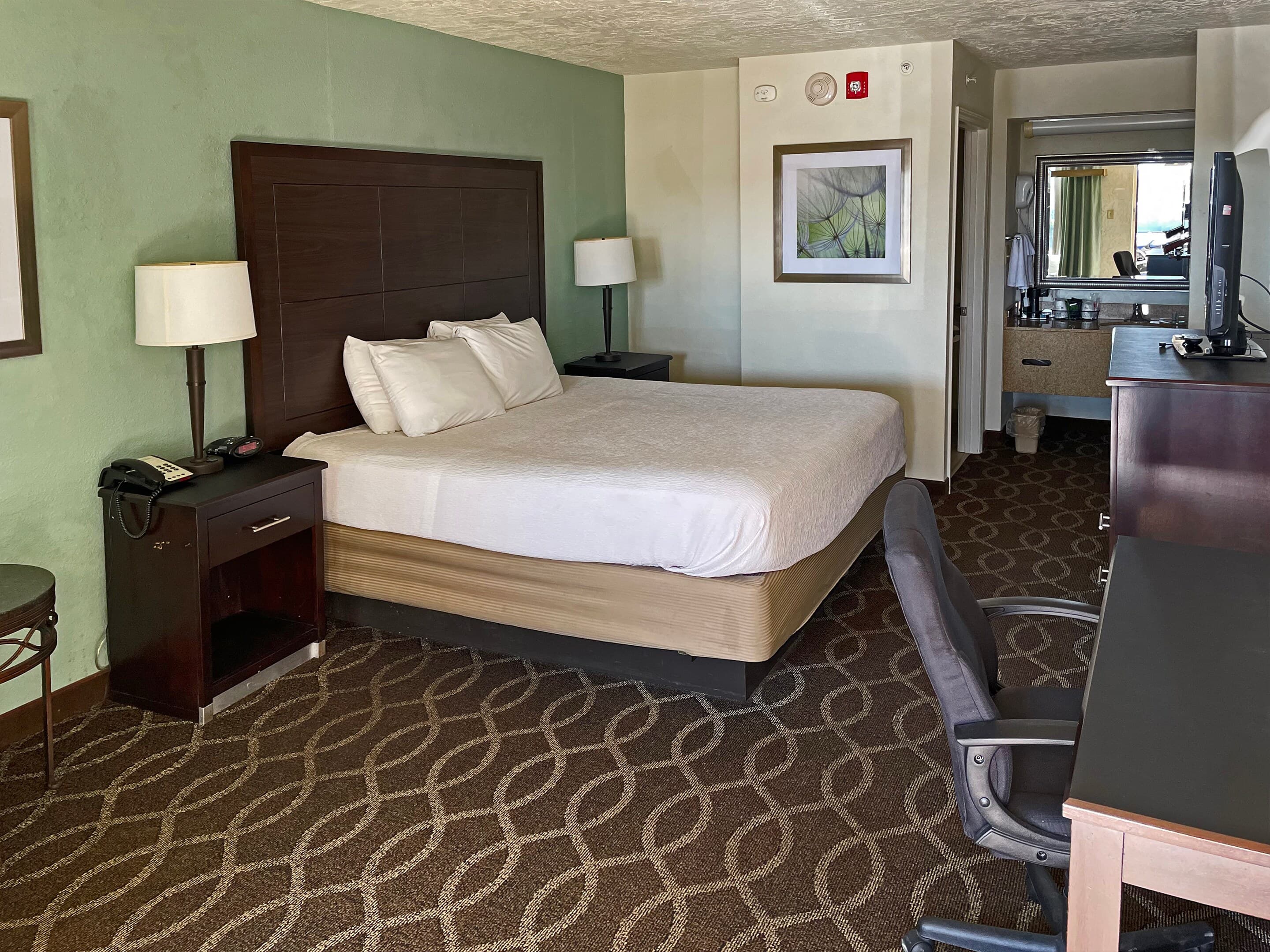 Quality Inn Clinton North — 12