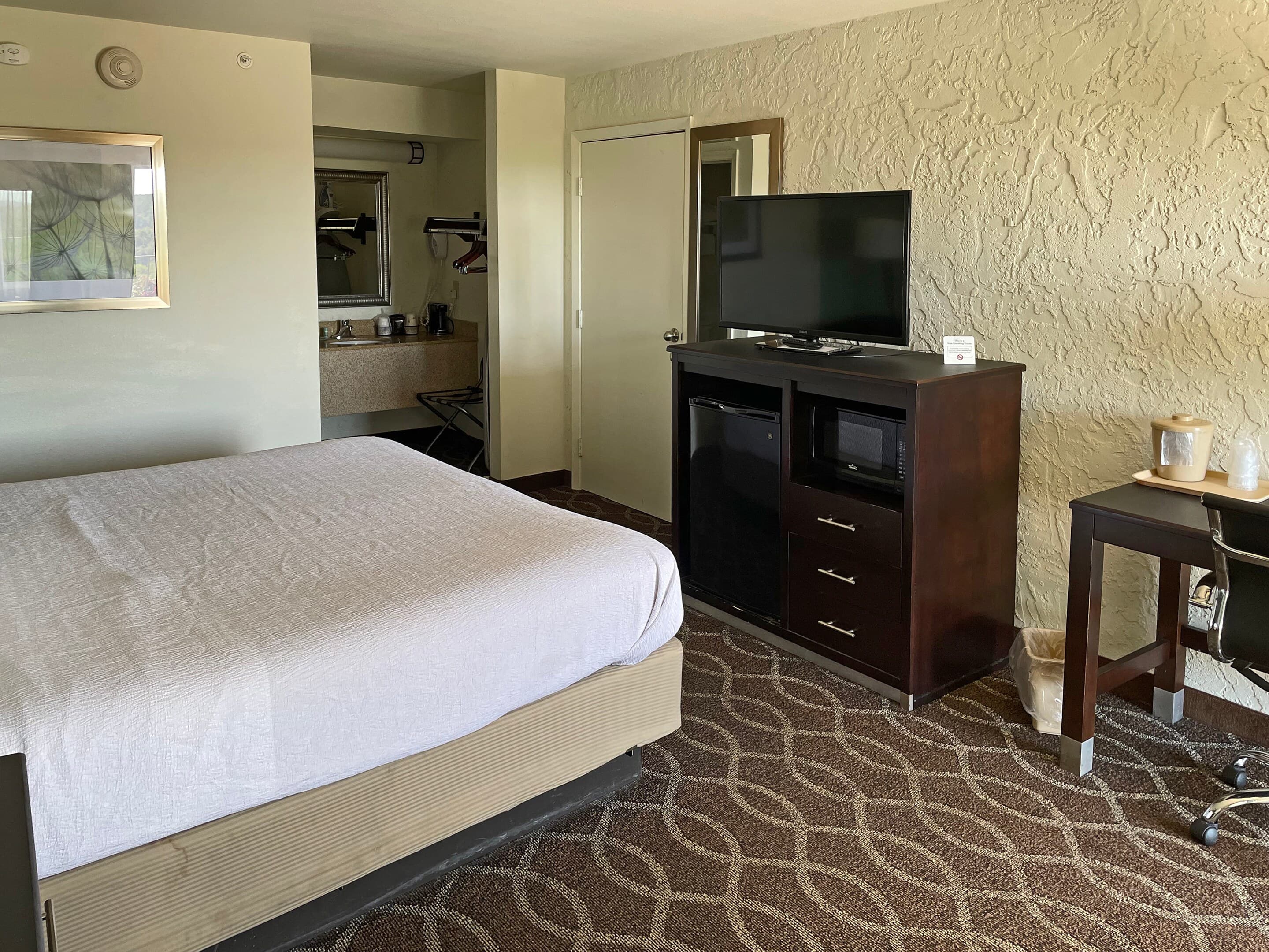 Quality Inn Clinton North — 18