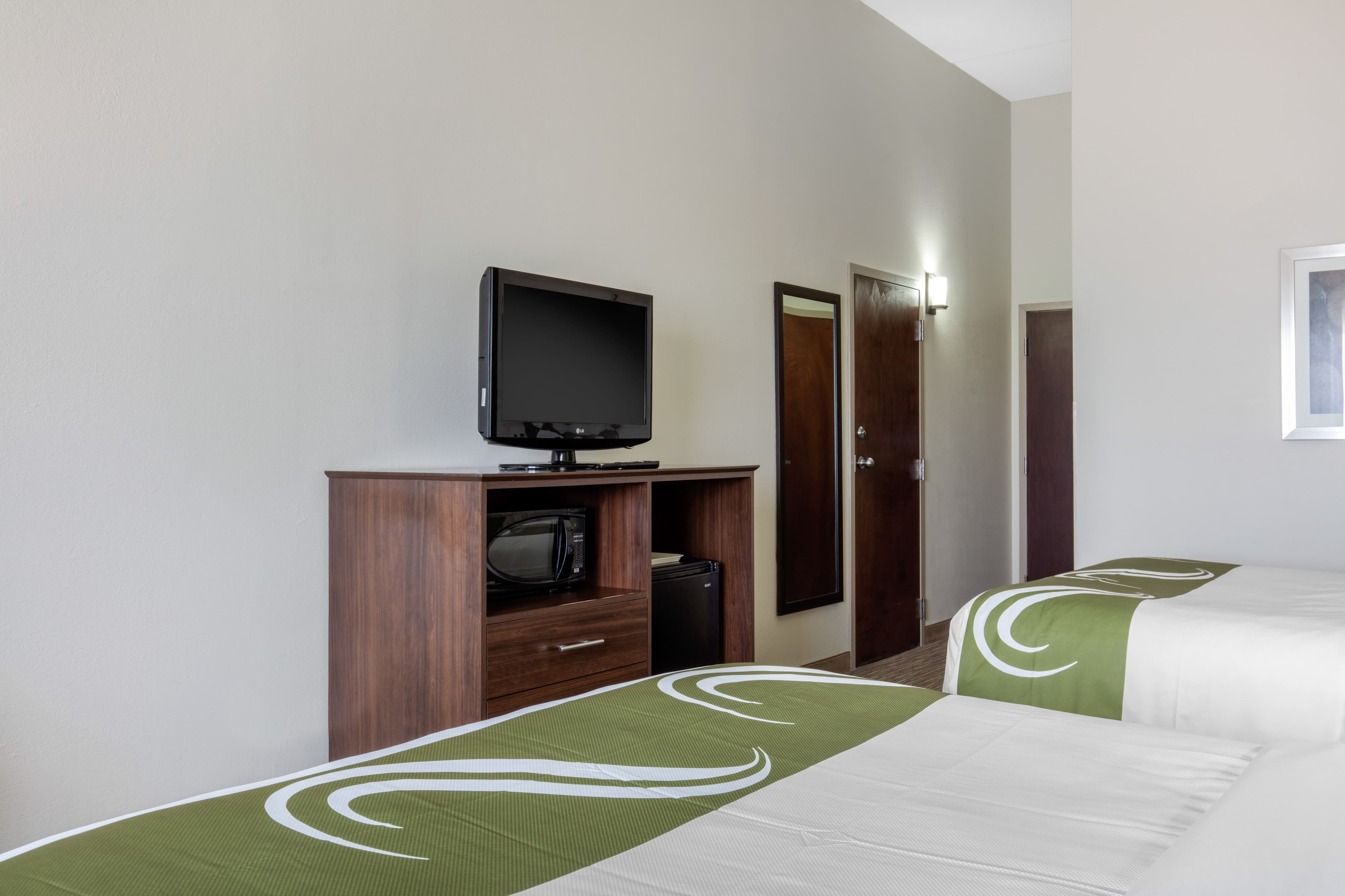 Quality Inn & Suites Mountain Home North - Image 5