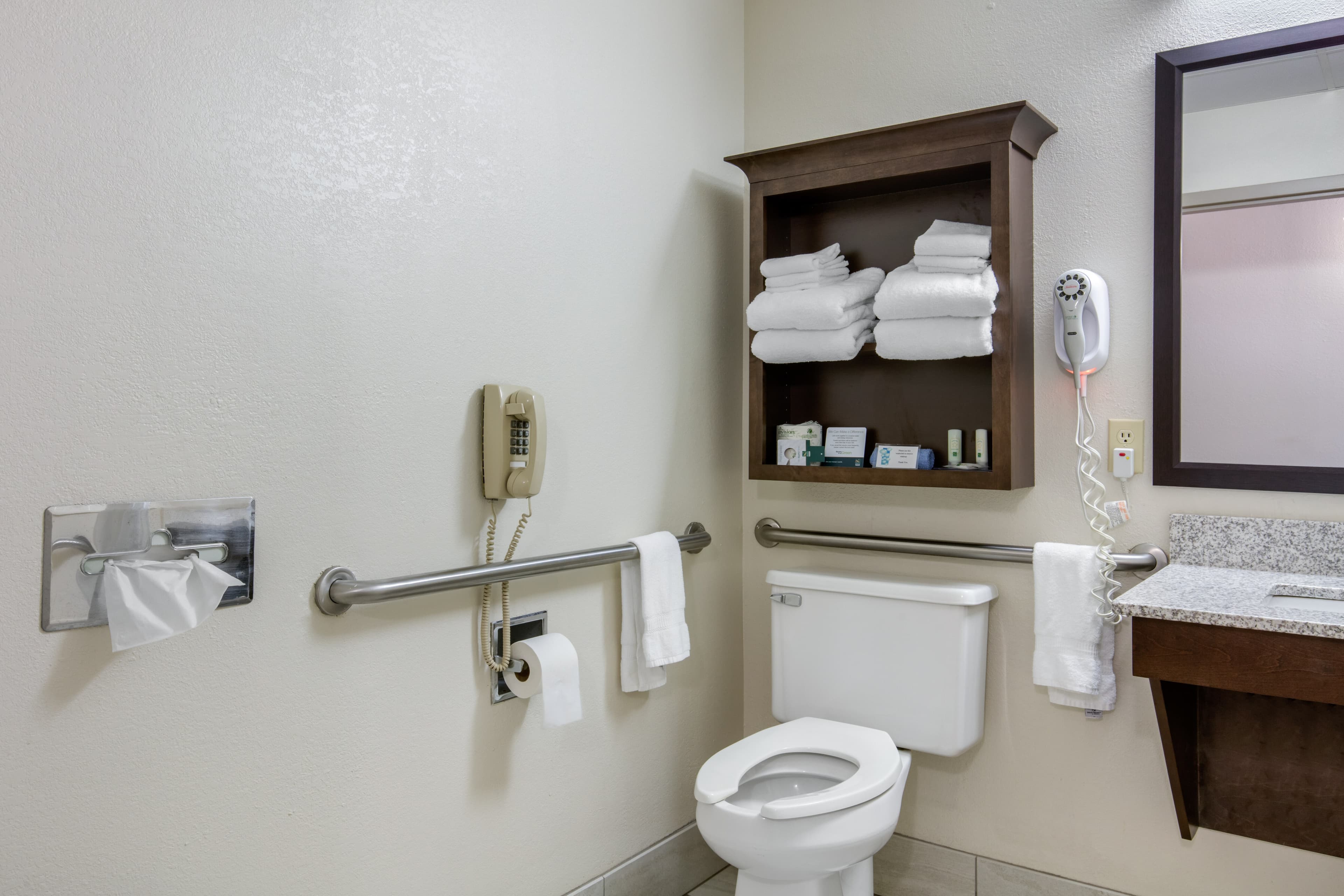 Quality Inn & Suites Mountain Home North — 6