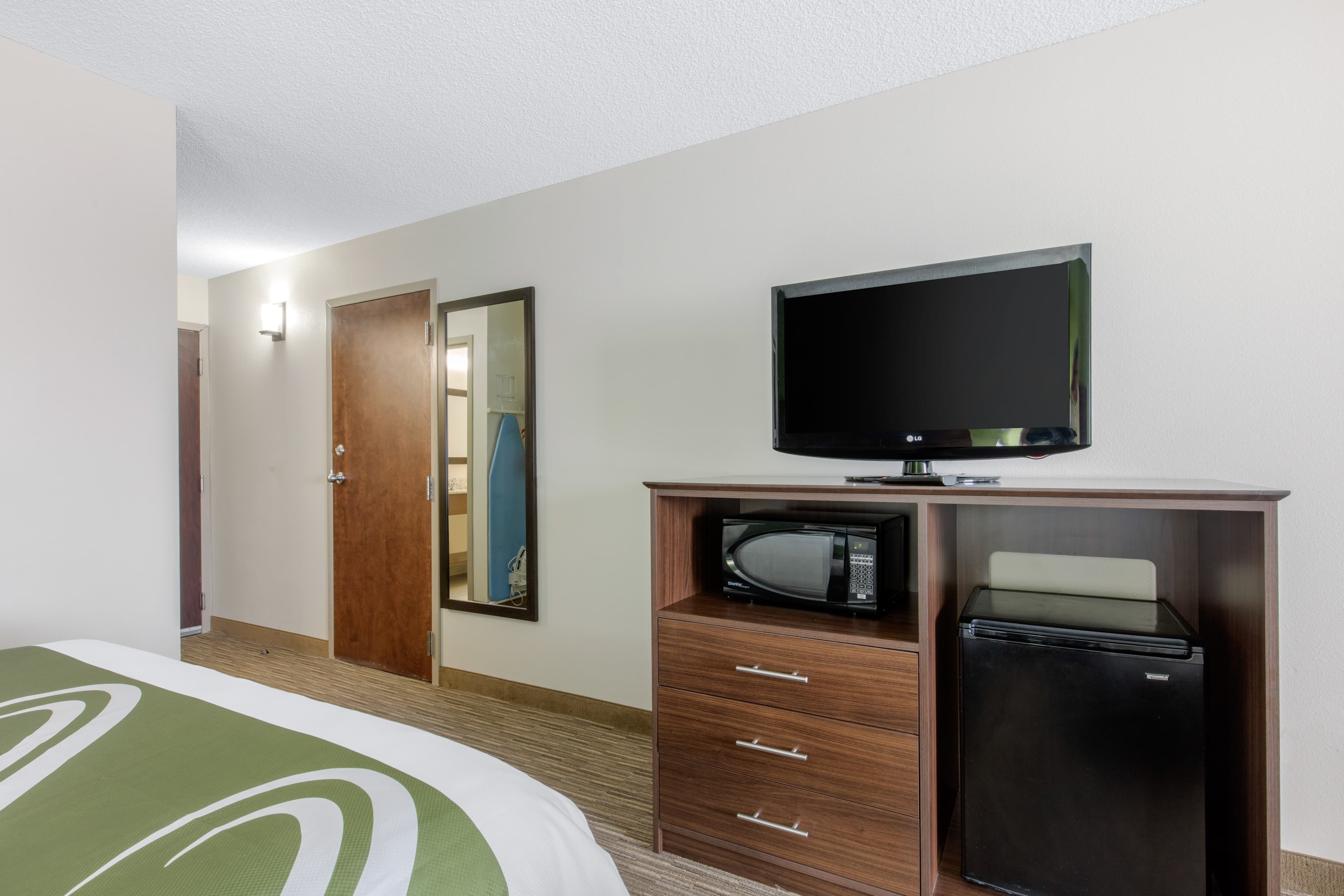 Quality Inn & Suites Mountain Home North — 28