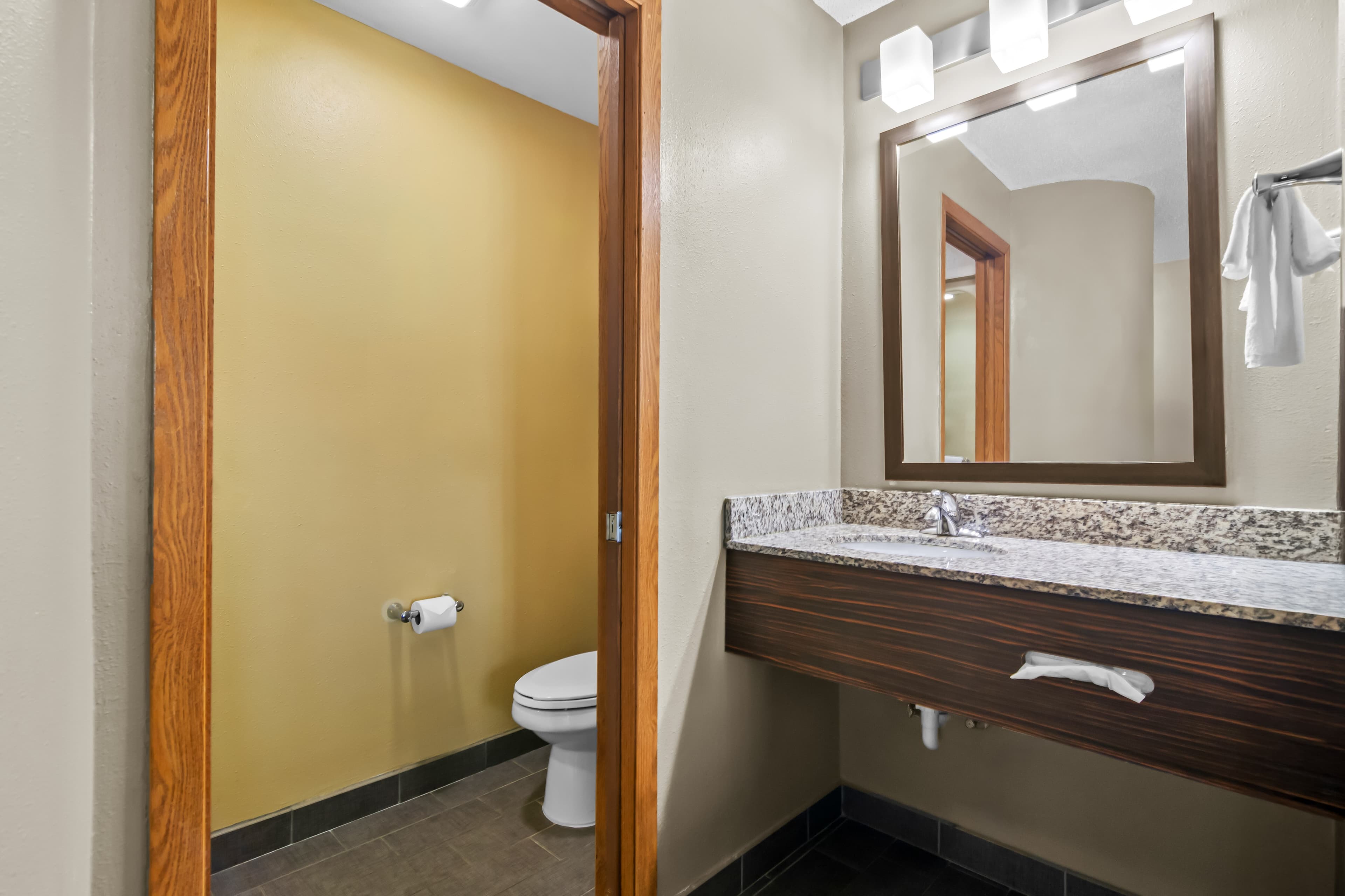 Sleep Inn Fayetteville North - Image 5