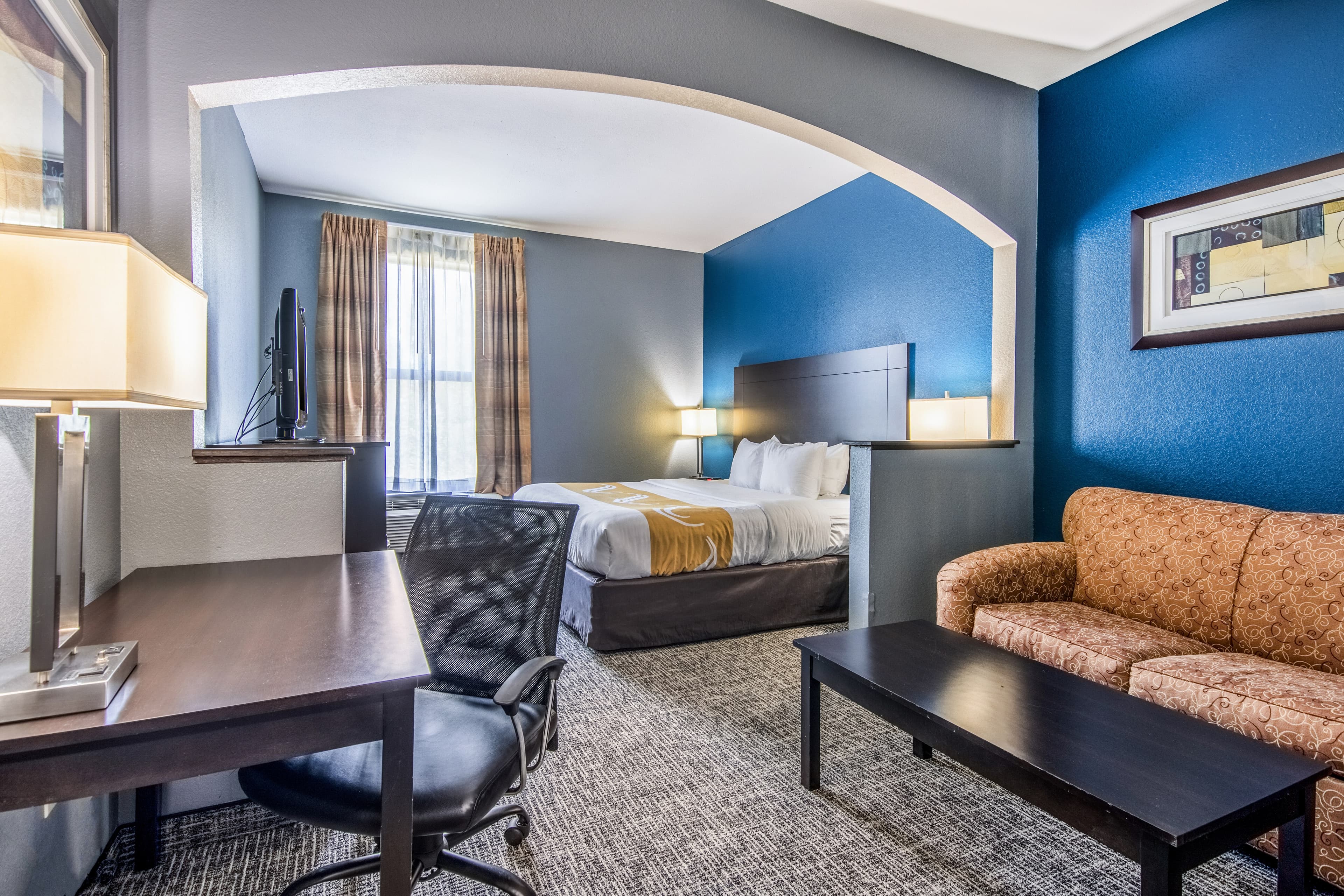 Quality Suites Maumelle - Little Rock Northwest - Image 2
