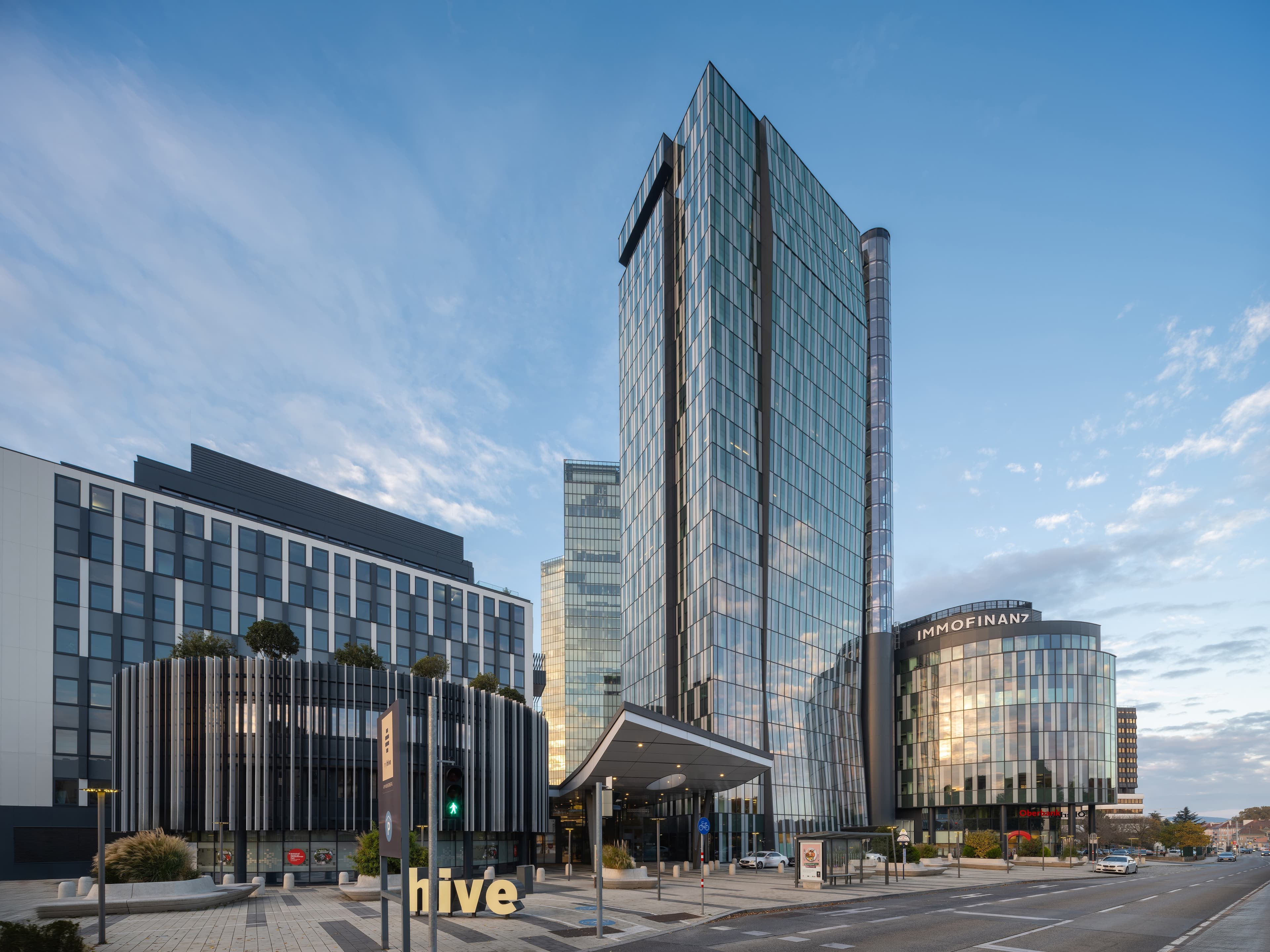 Clarion Hotel Vienna South - Image 1