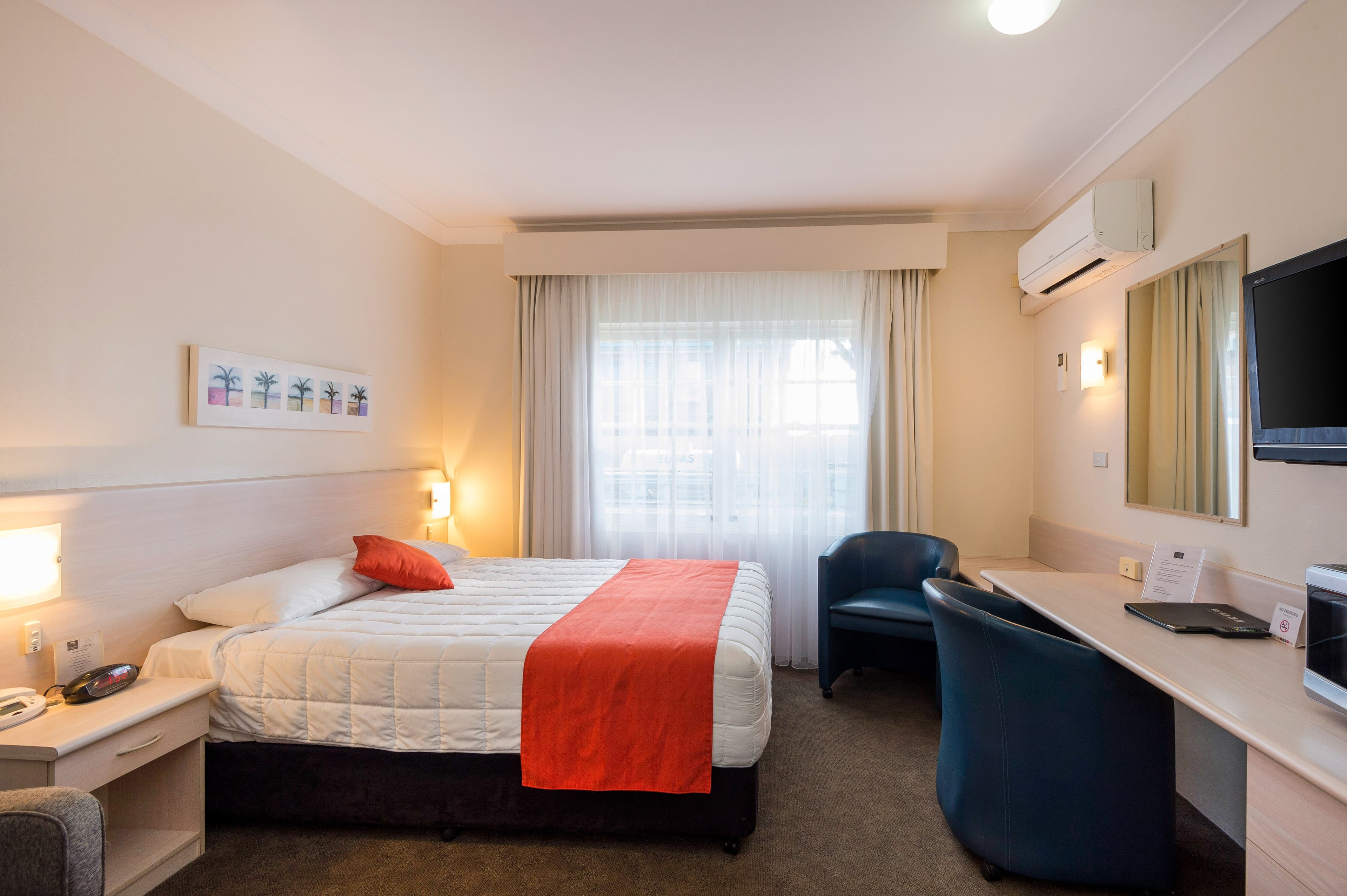 Comfort Inn All Seasons — 5