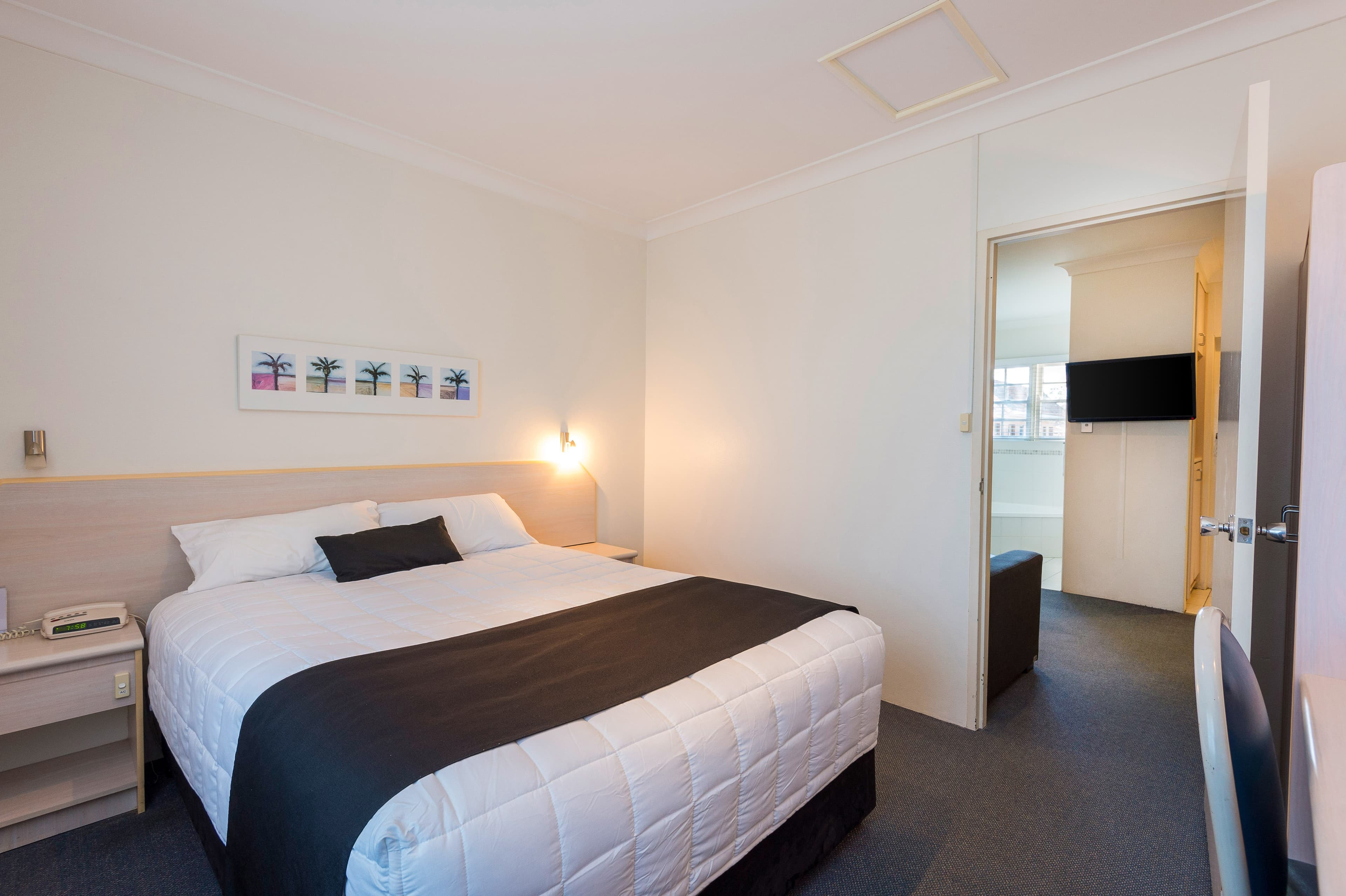 Comfort Inn All Seasons — 13