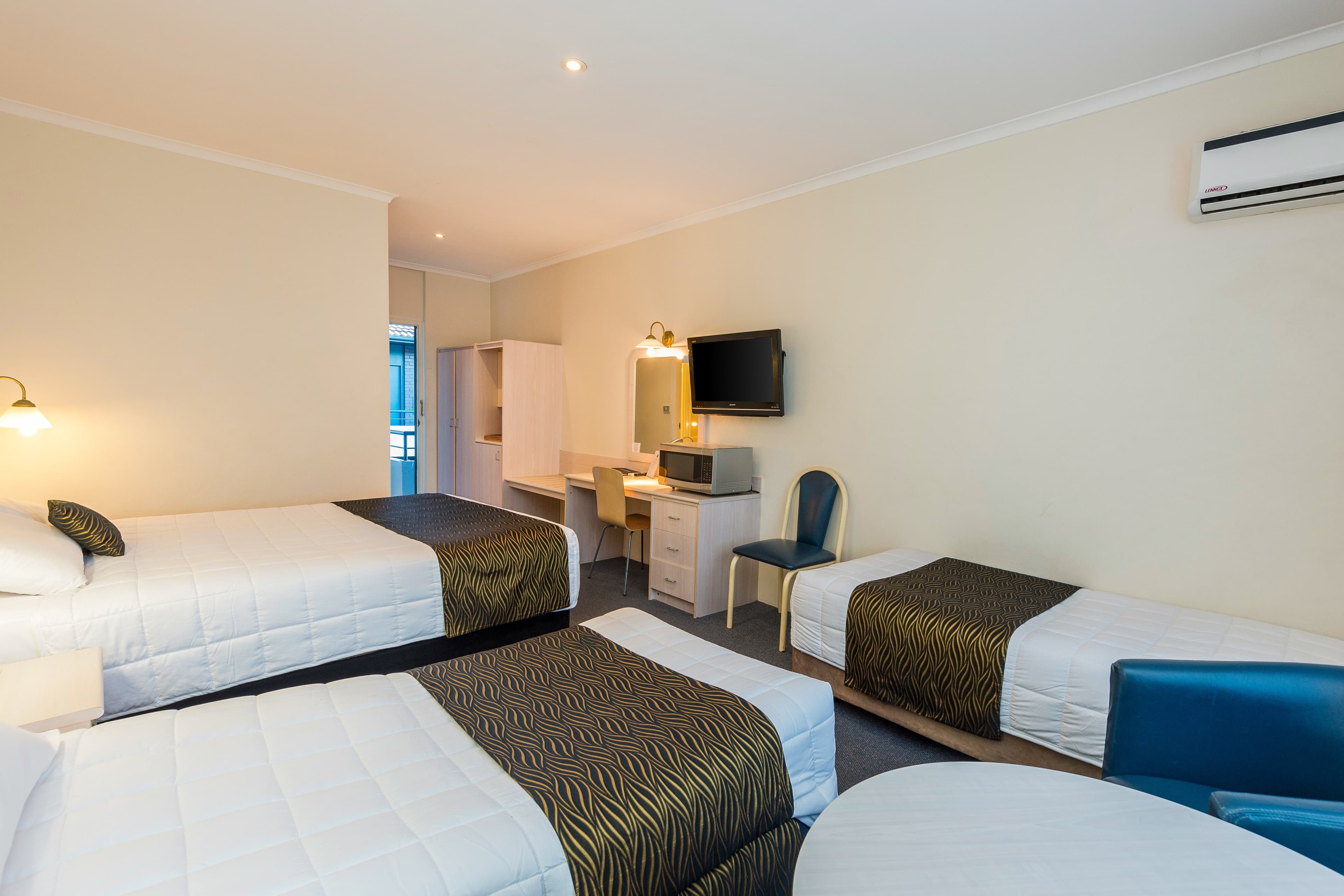 Comfort Inn All Seasons — 28