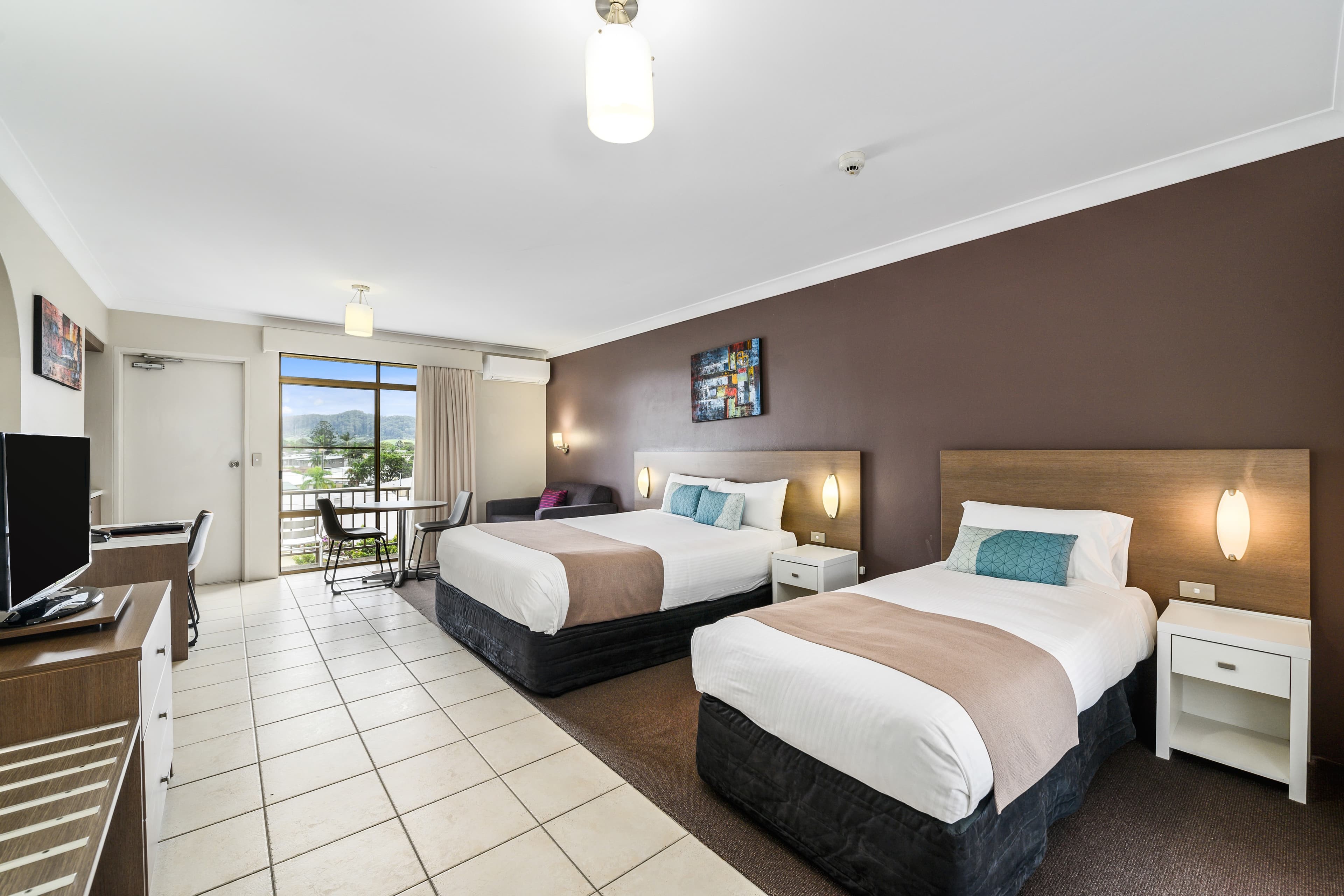 Quality Hotel City Centre - Image 4