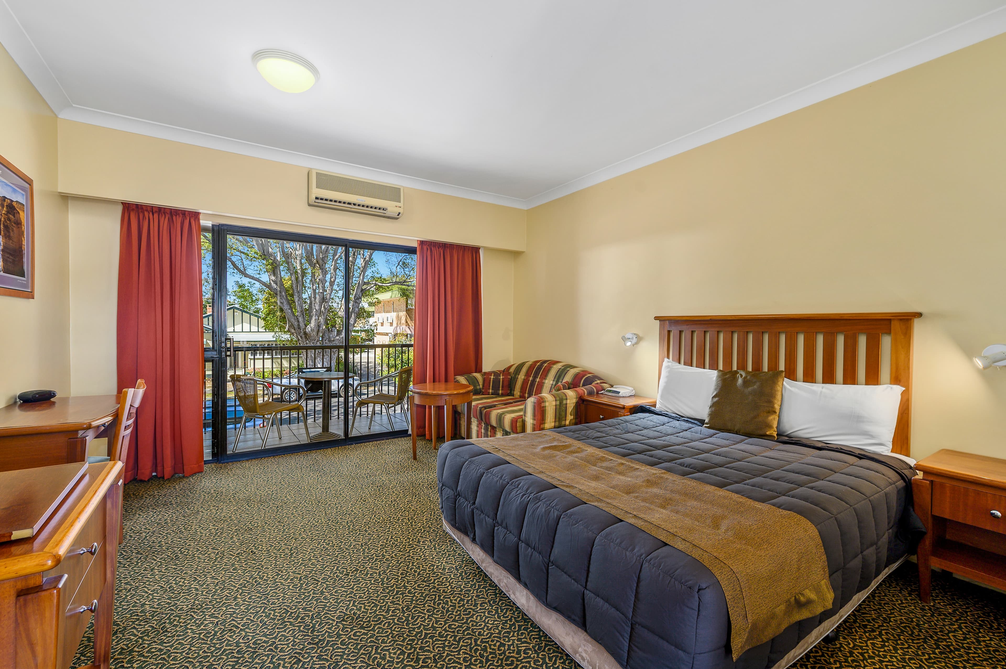 Comfort Inn Grafton - Image 2