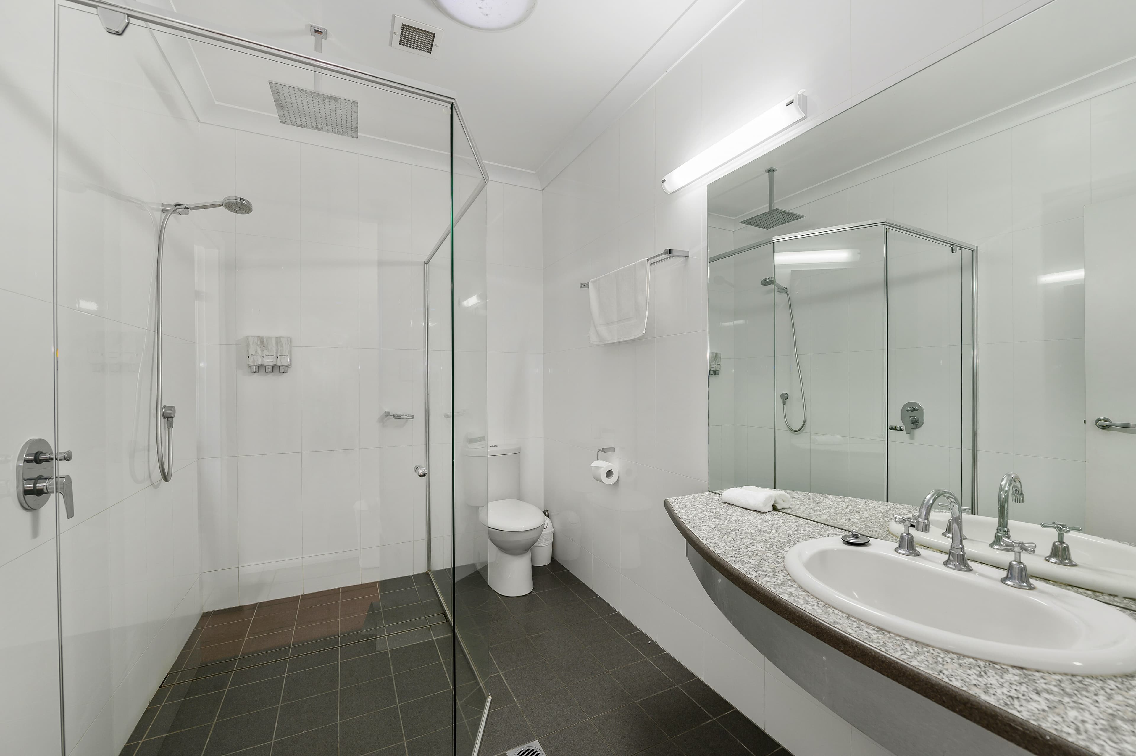 Comfort Inn Grafton — 14
