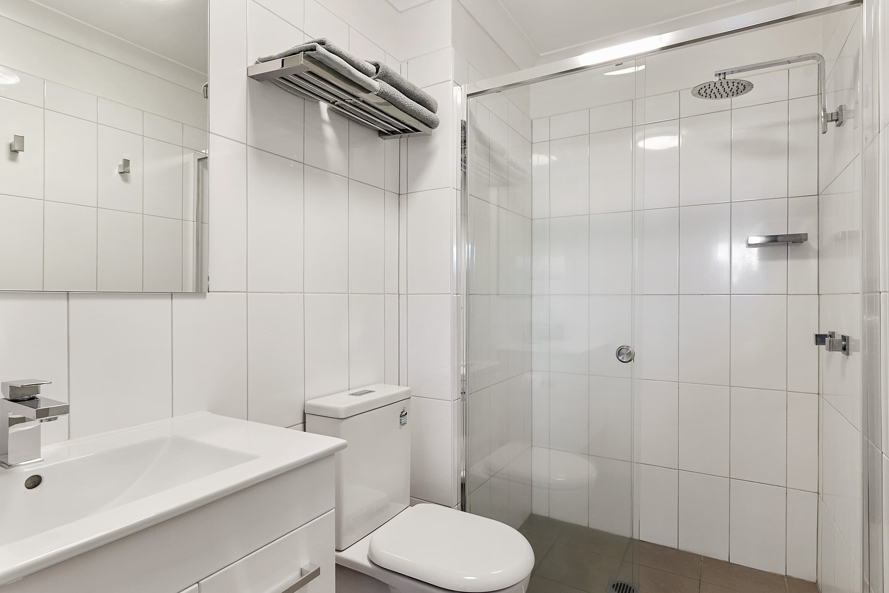 Quality Inn Carriage House - Image 4