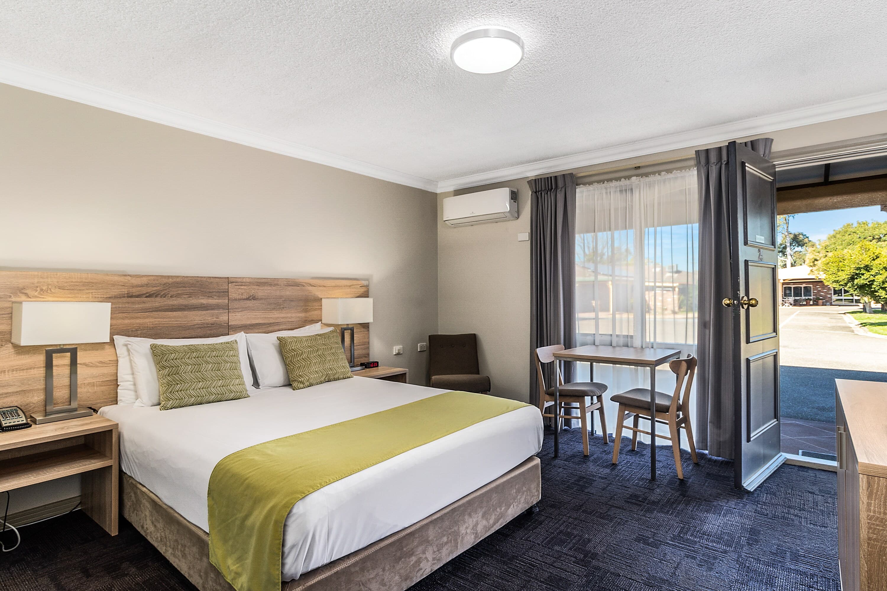 Quality Inn Carriage House — 13