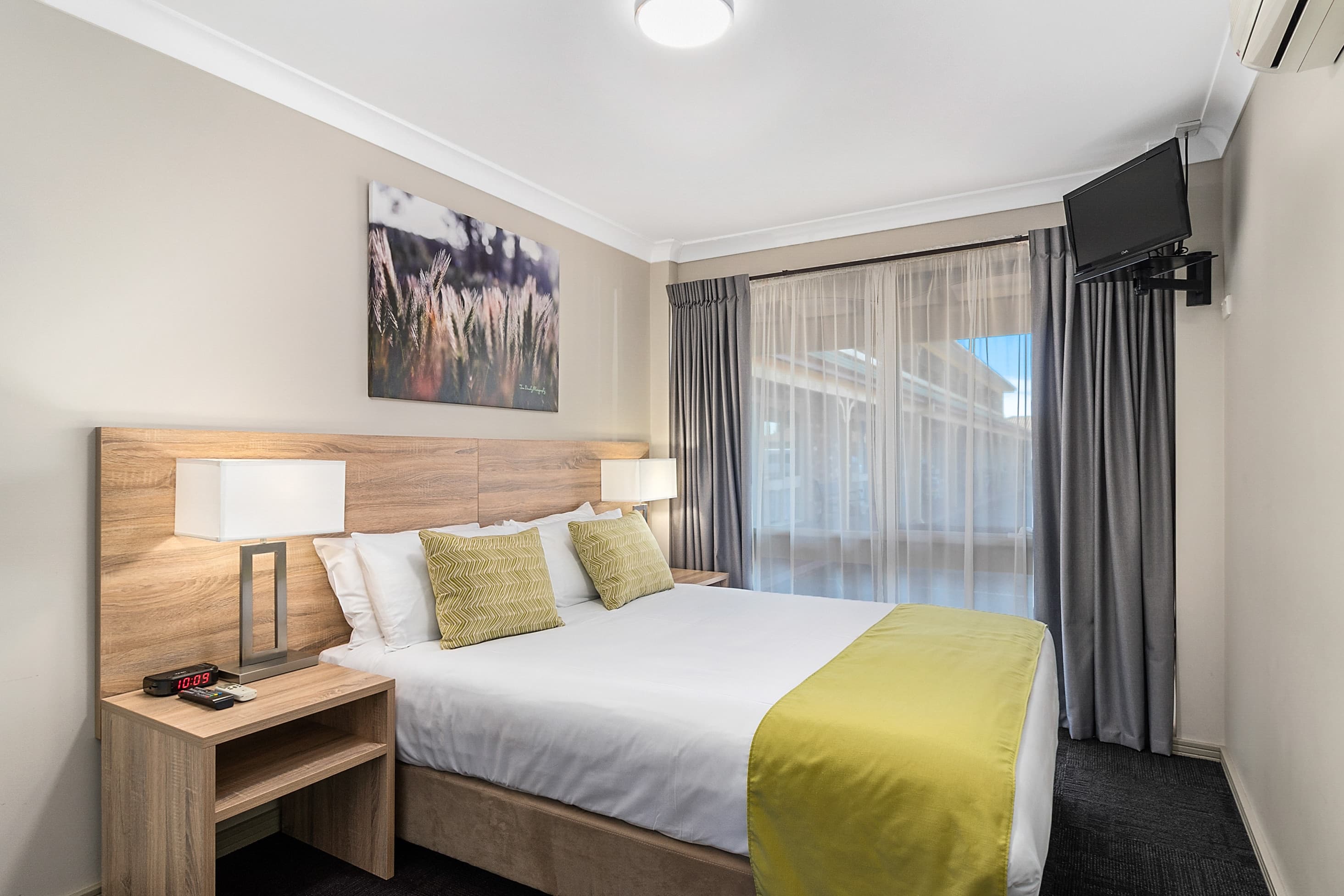 Quality Inn Carriage House — 15