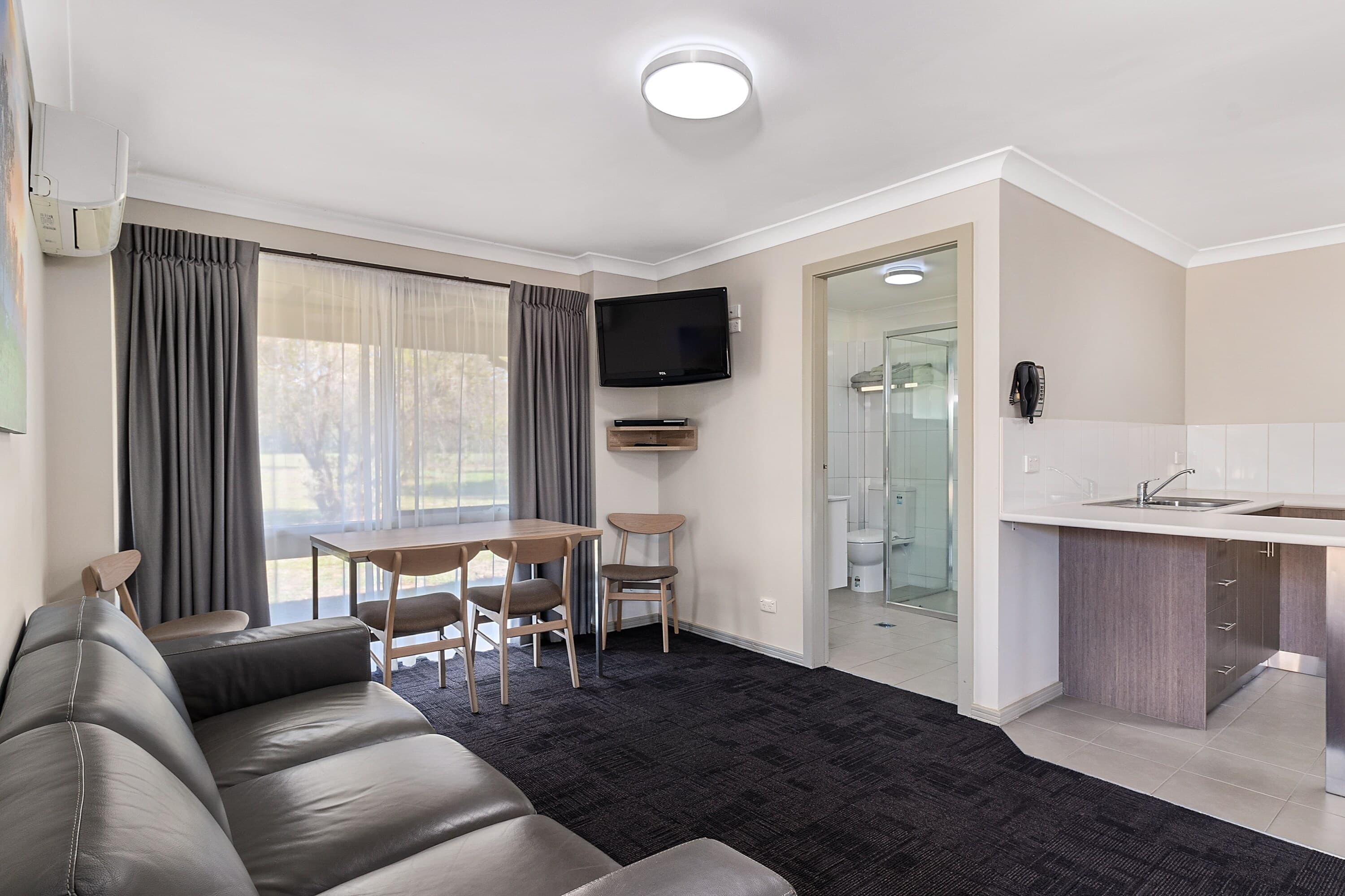 Quality Inn Carriage House — 17