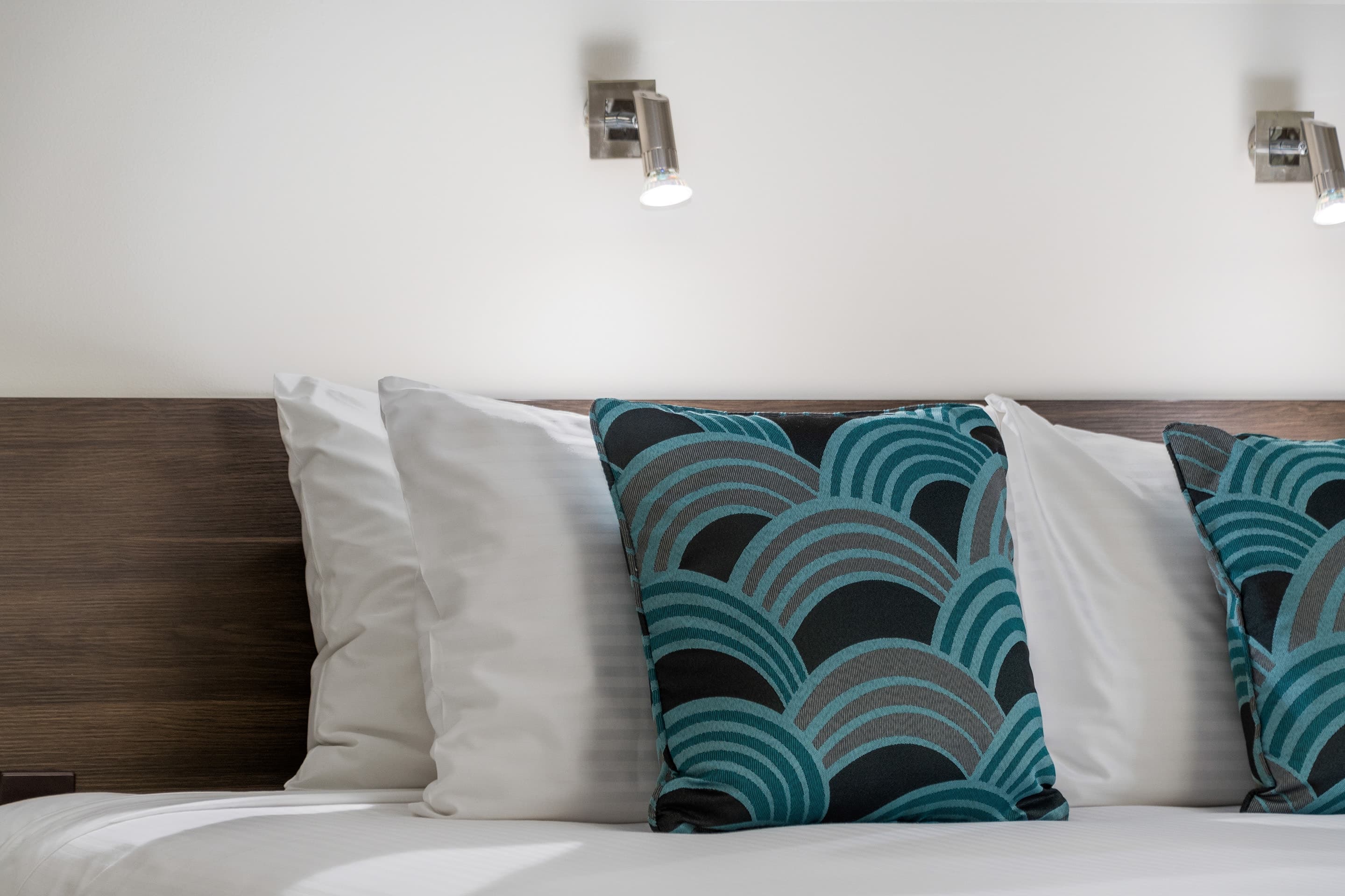 Quality Hotel Robertson Gardens - Image 4