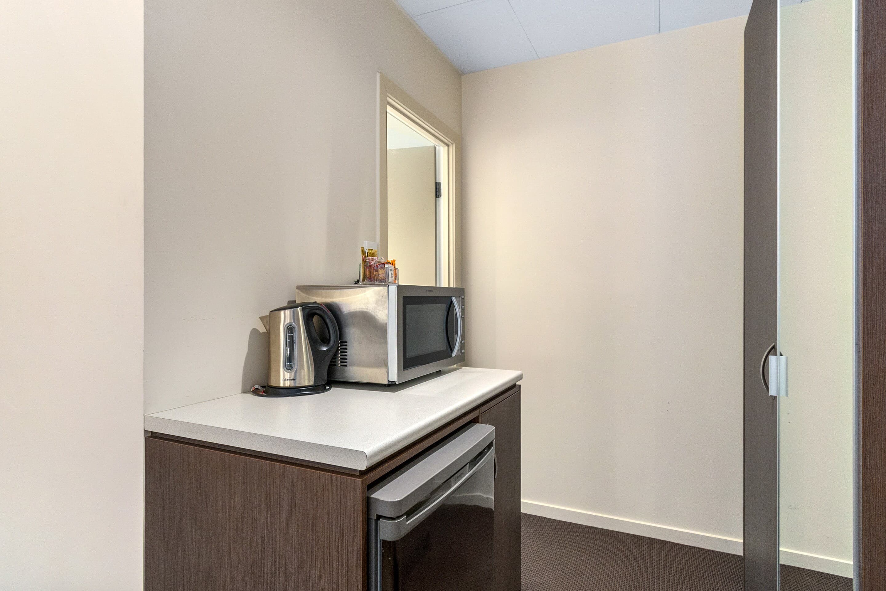 Quality Hotel Robertson Gardens - Image 5