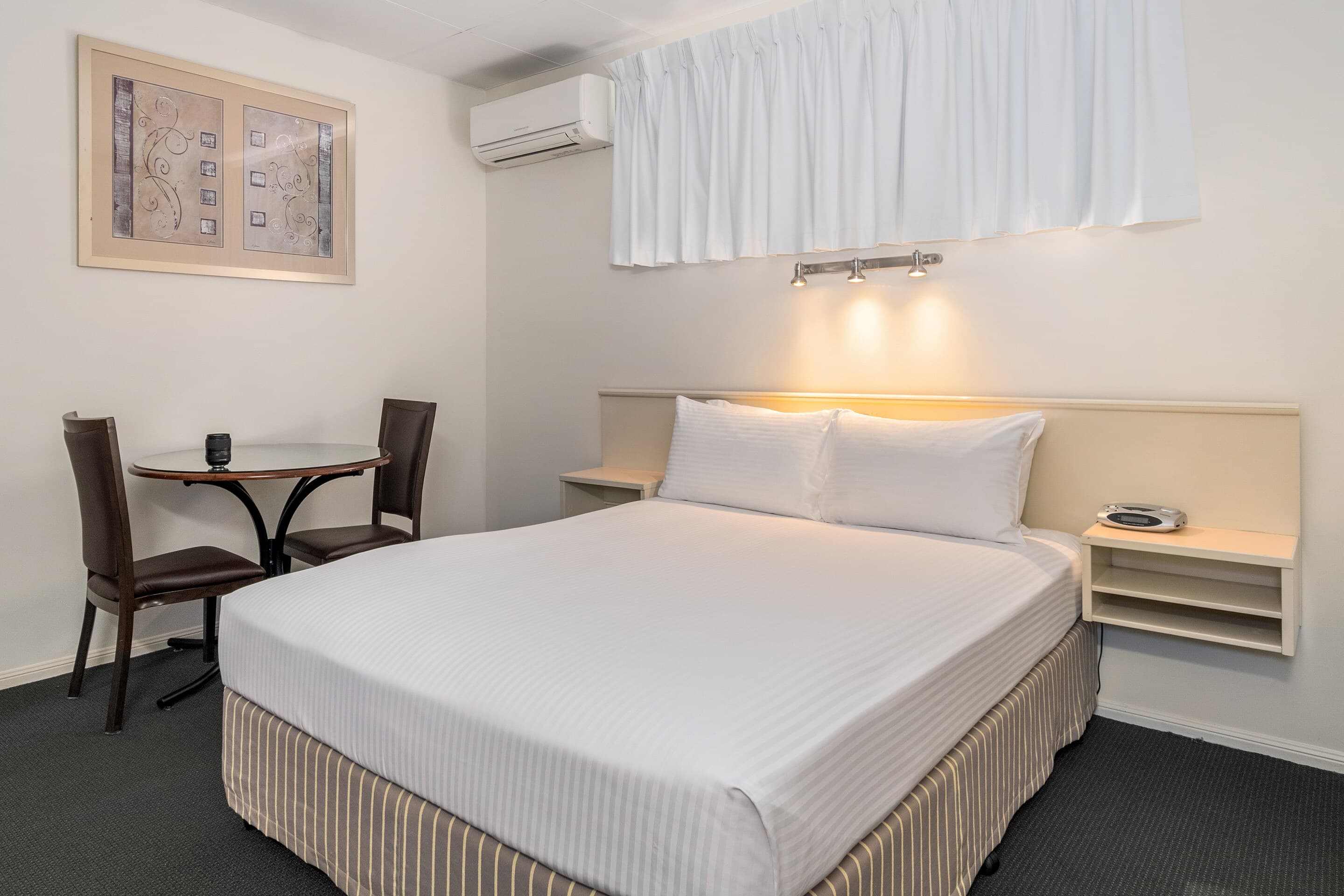 Quality Hotel Robertson Gardens — 20
