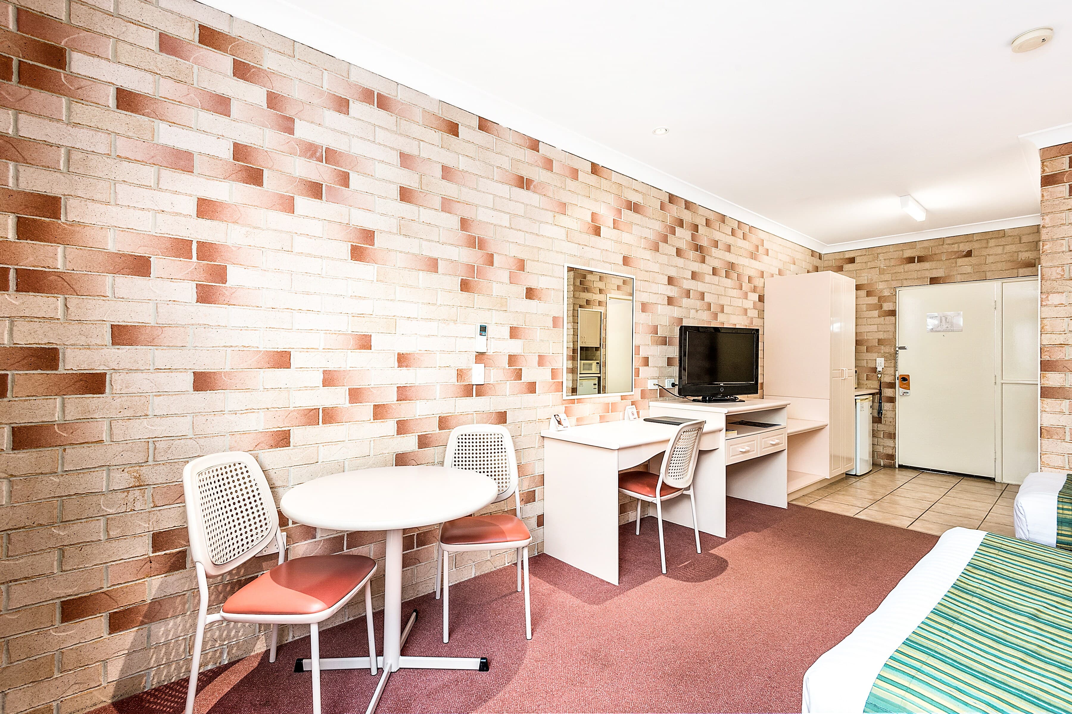 Comfort Inn Glenfield — 9