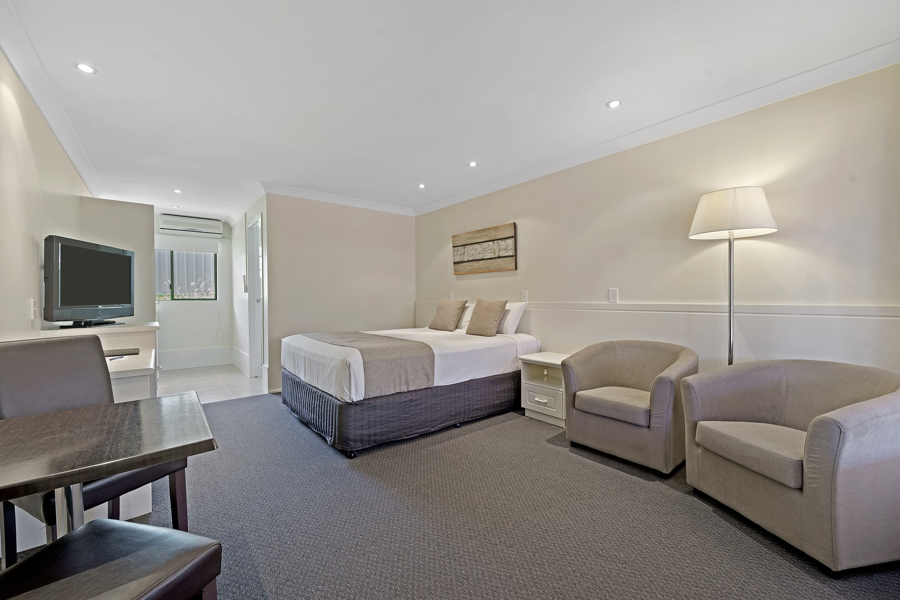 Comfort Inn Glenfield — 14