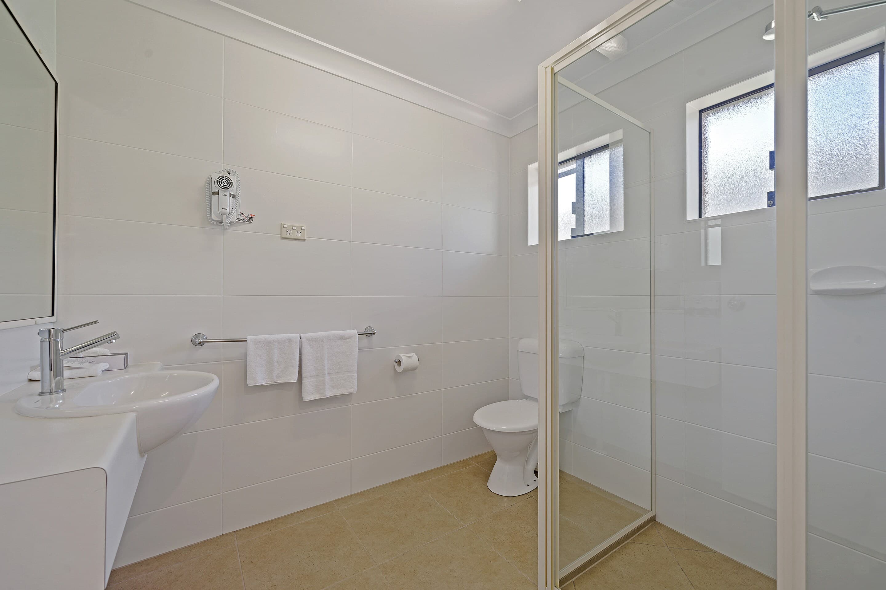 Comfort Inn Glenfield — 19