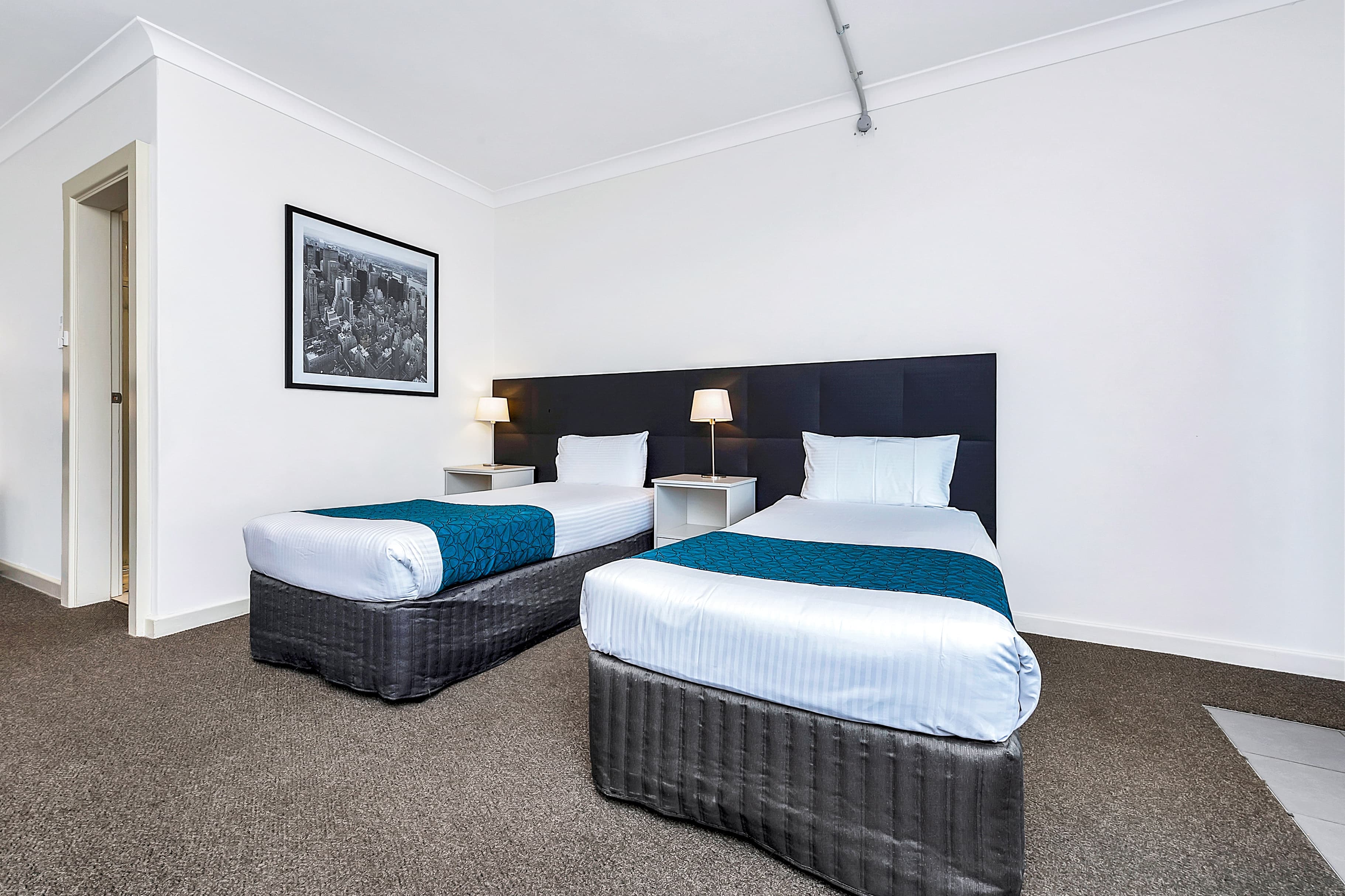 Comfort Inn & Suites Manhattan — 10