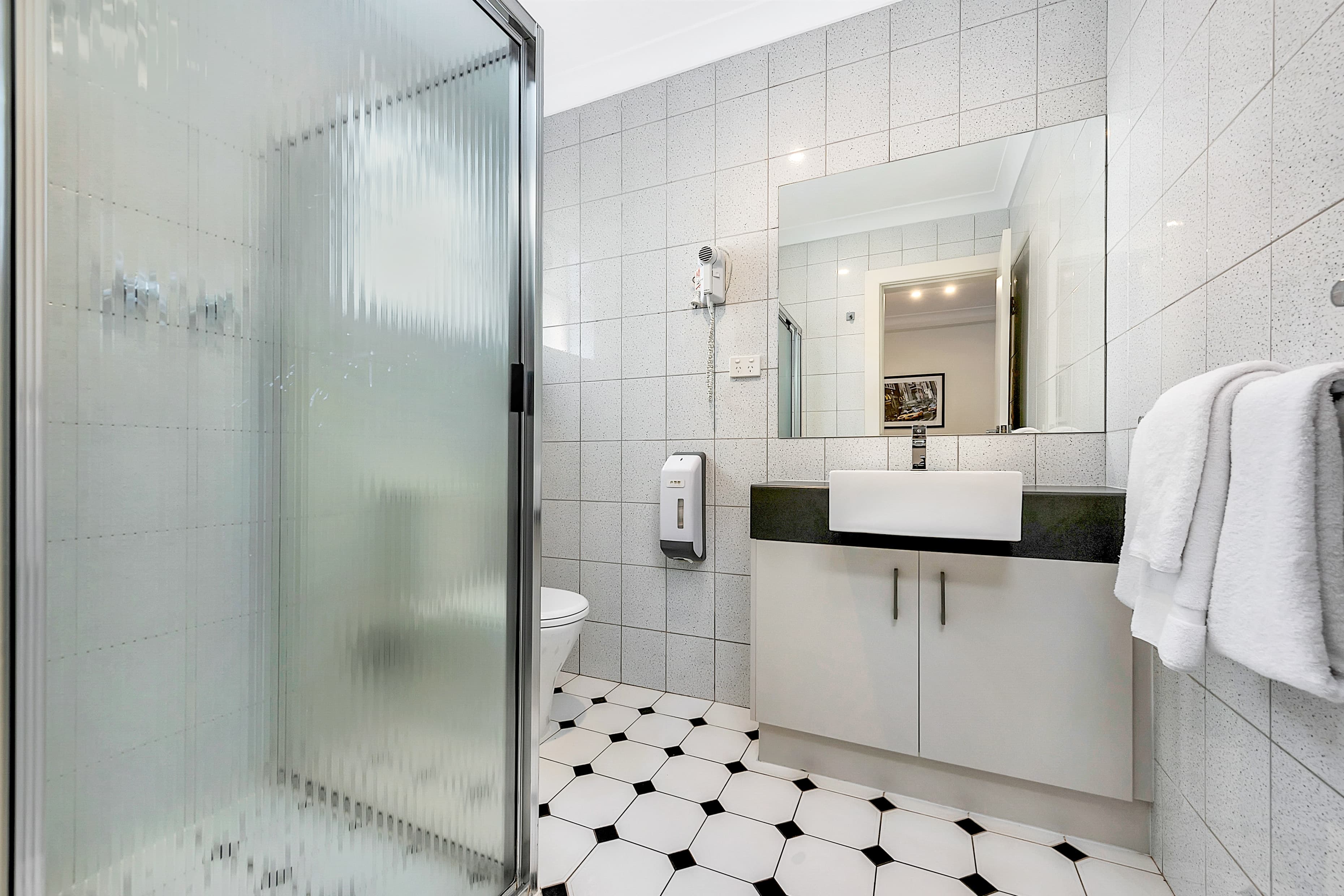 Comfort Inn & Suites Manhattan — 11