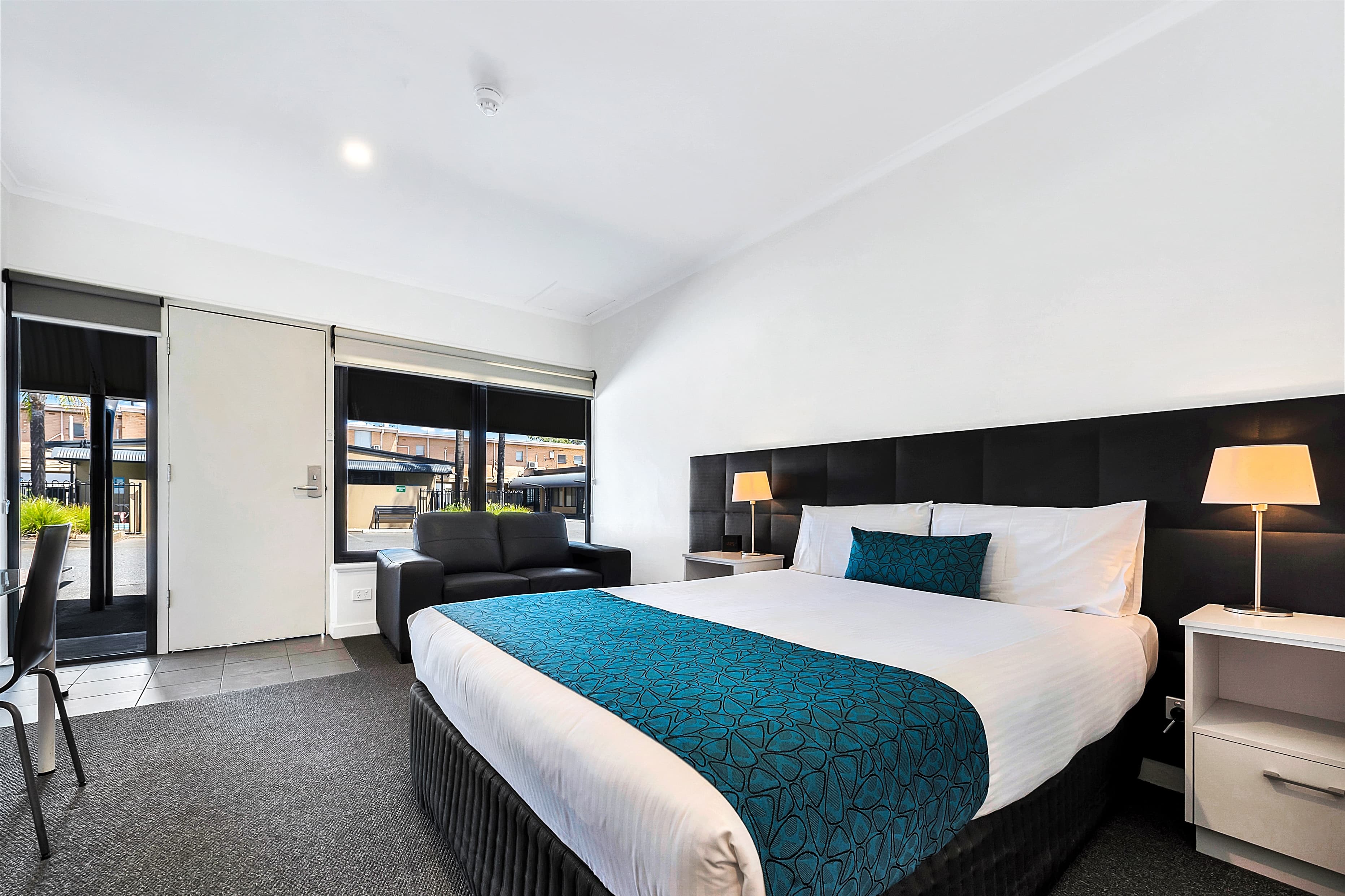 Comfort Inn & Suites Manhattan — 23
