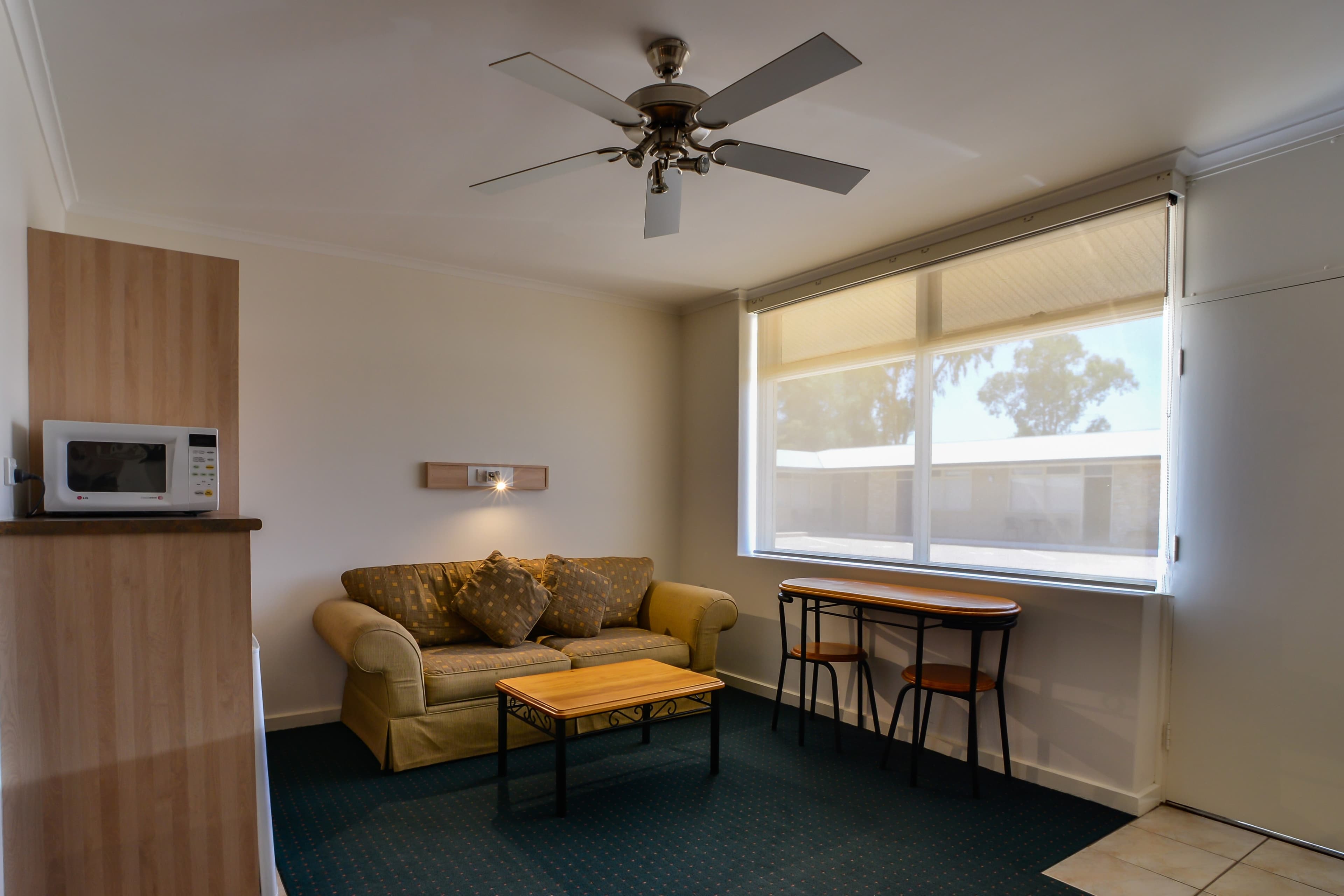 Comfort Inn & Suites Augusta Westside — 6