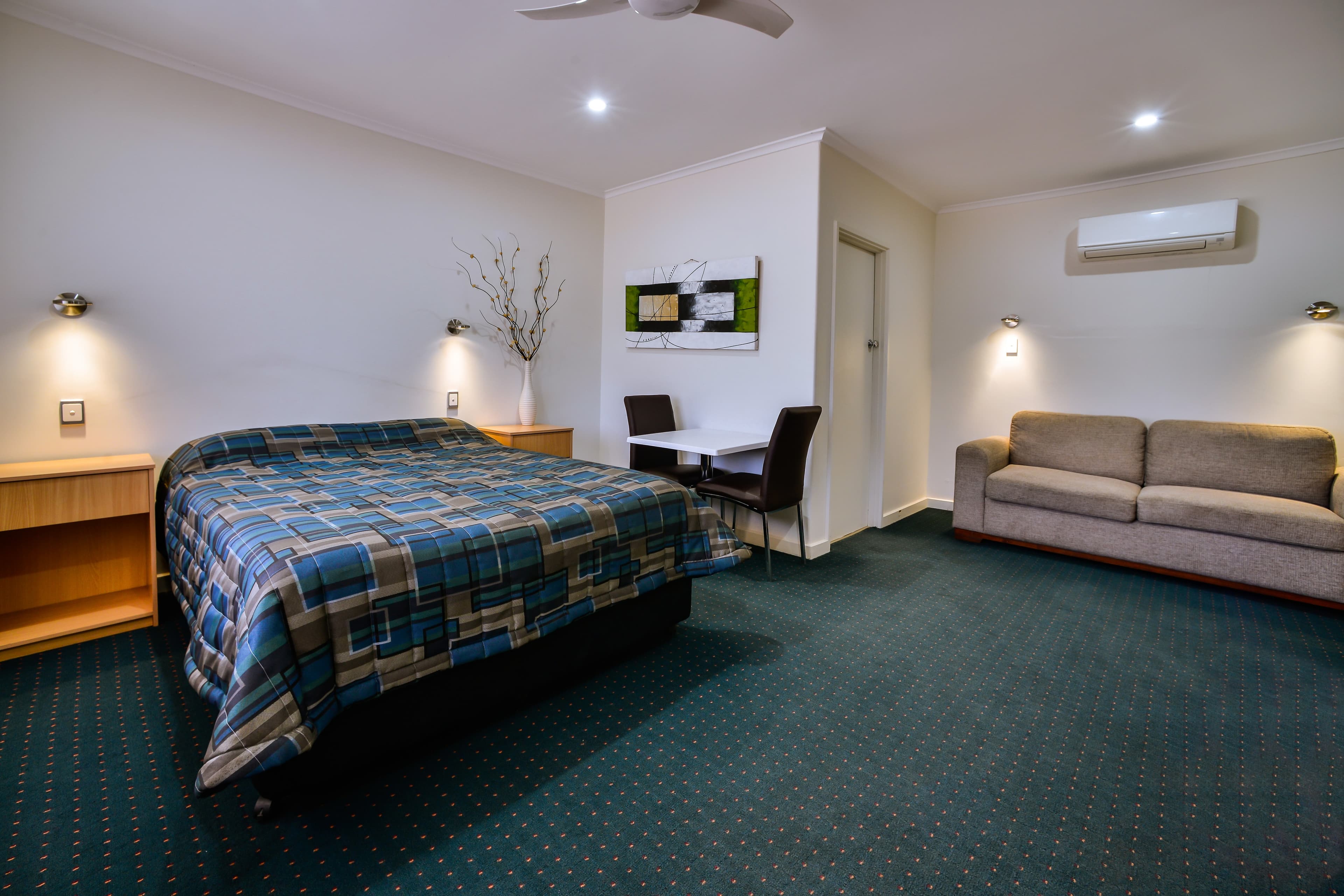 Comfort Inn & Suites Augusta Westside — 8