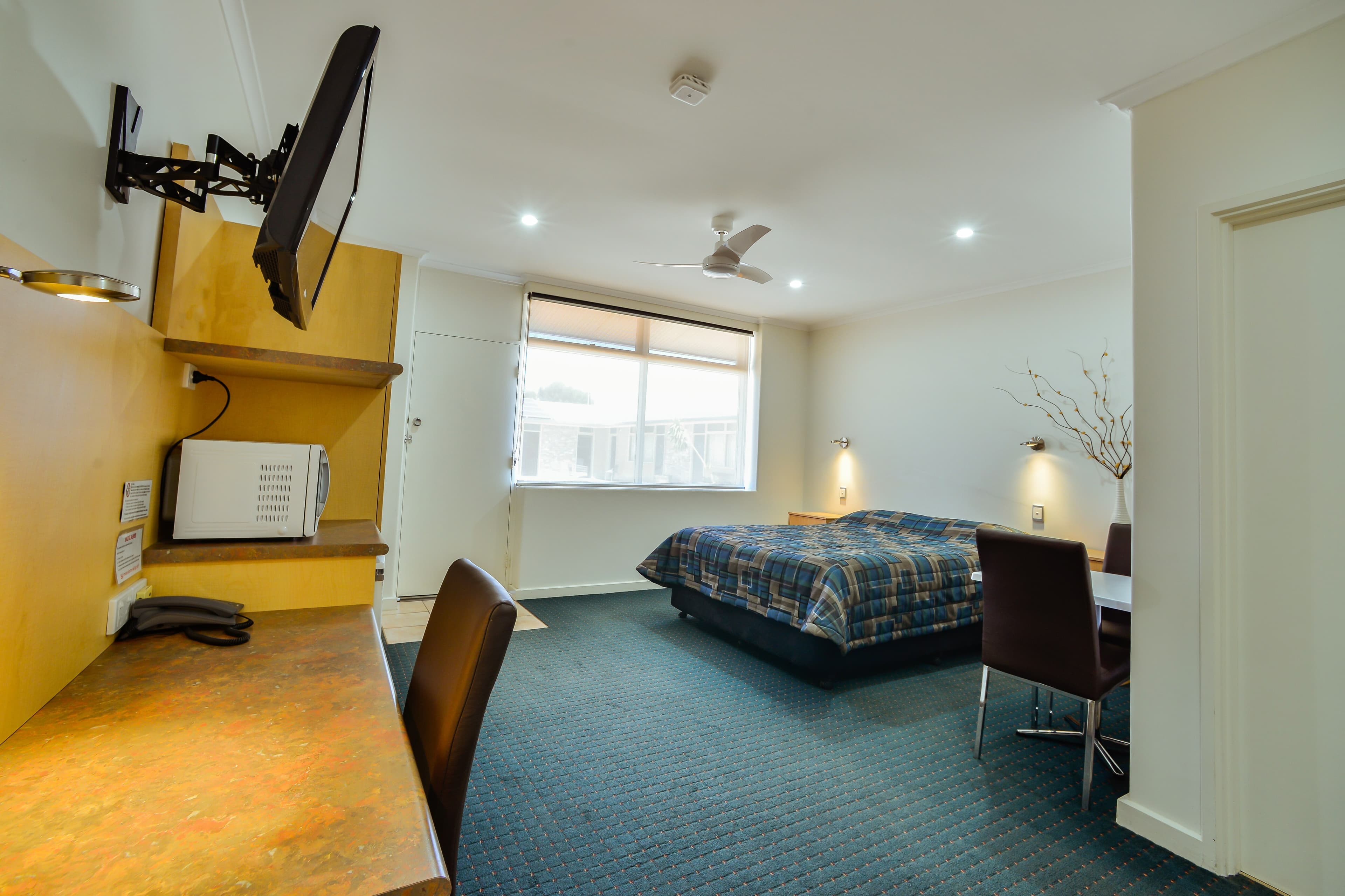 Comfort Inn & Suites Augusta Westside — 9
