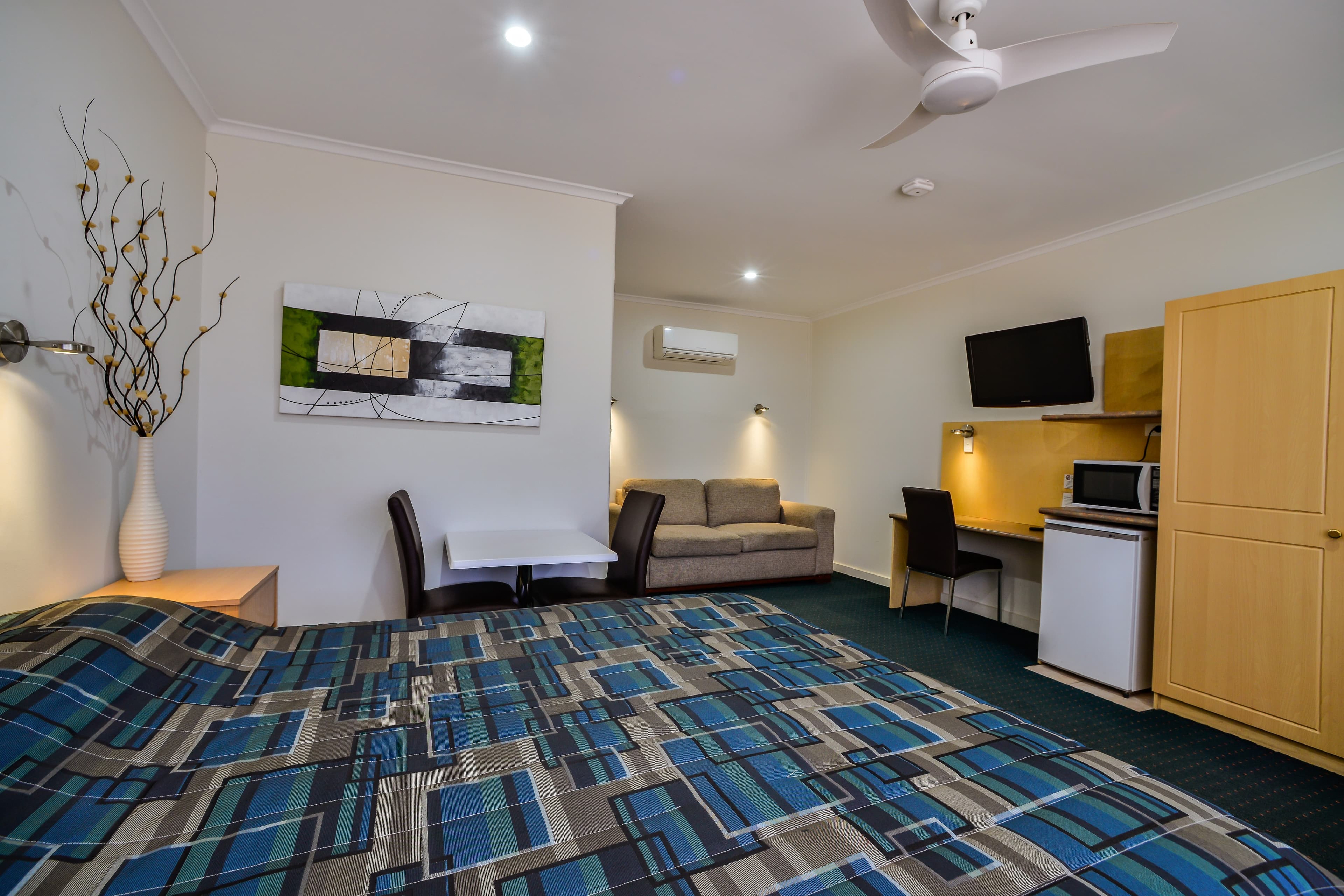 Comfort Inn & Suites Augusta Westside — 10