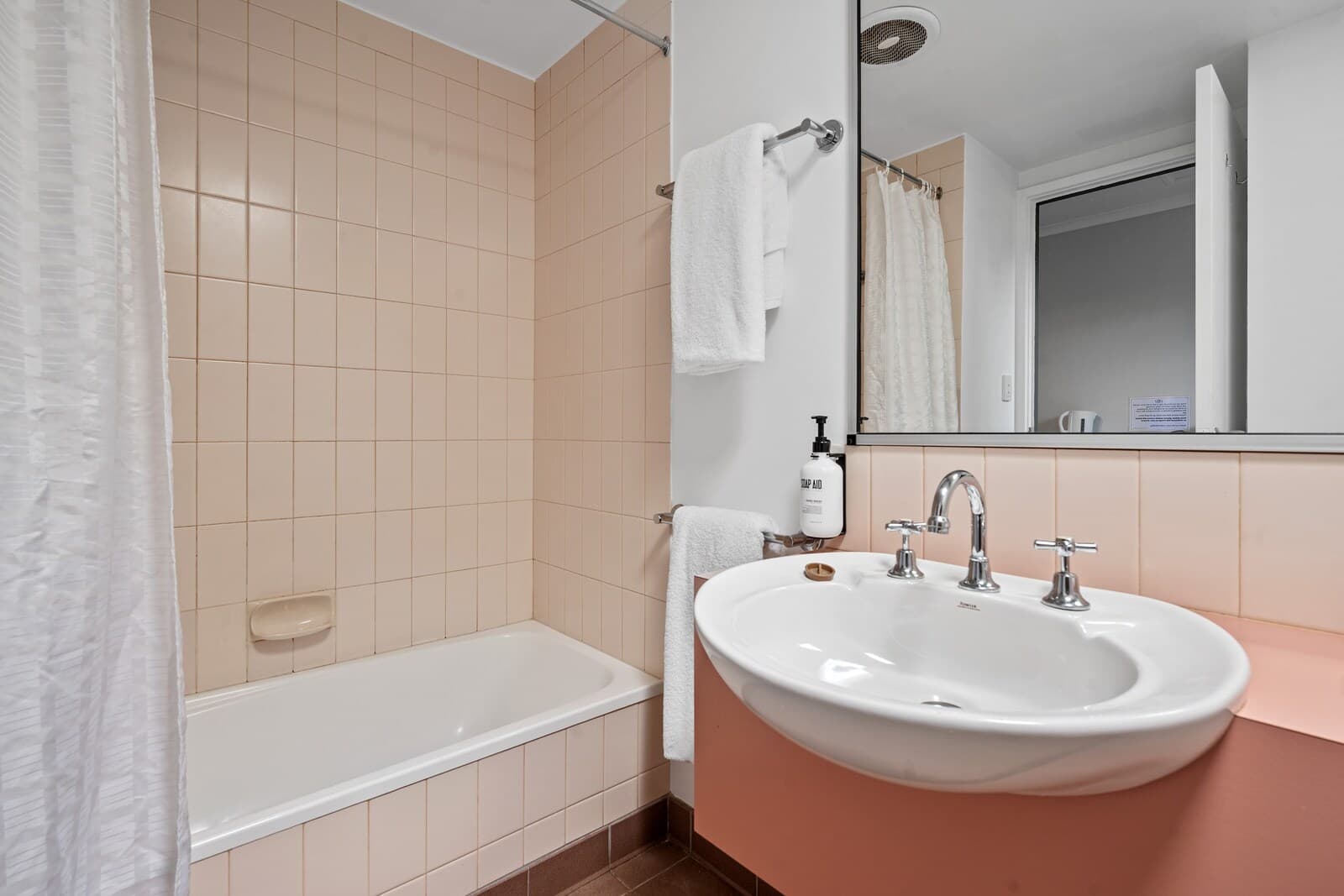 Comfort Inn The Pier — 33